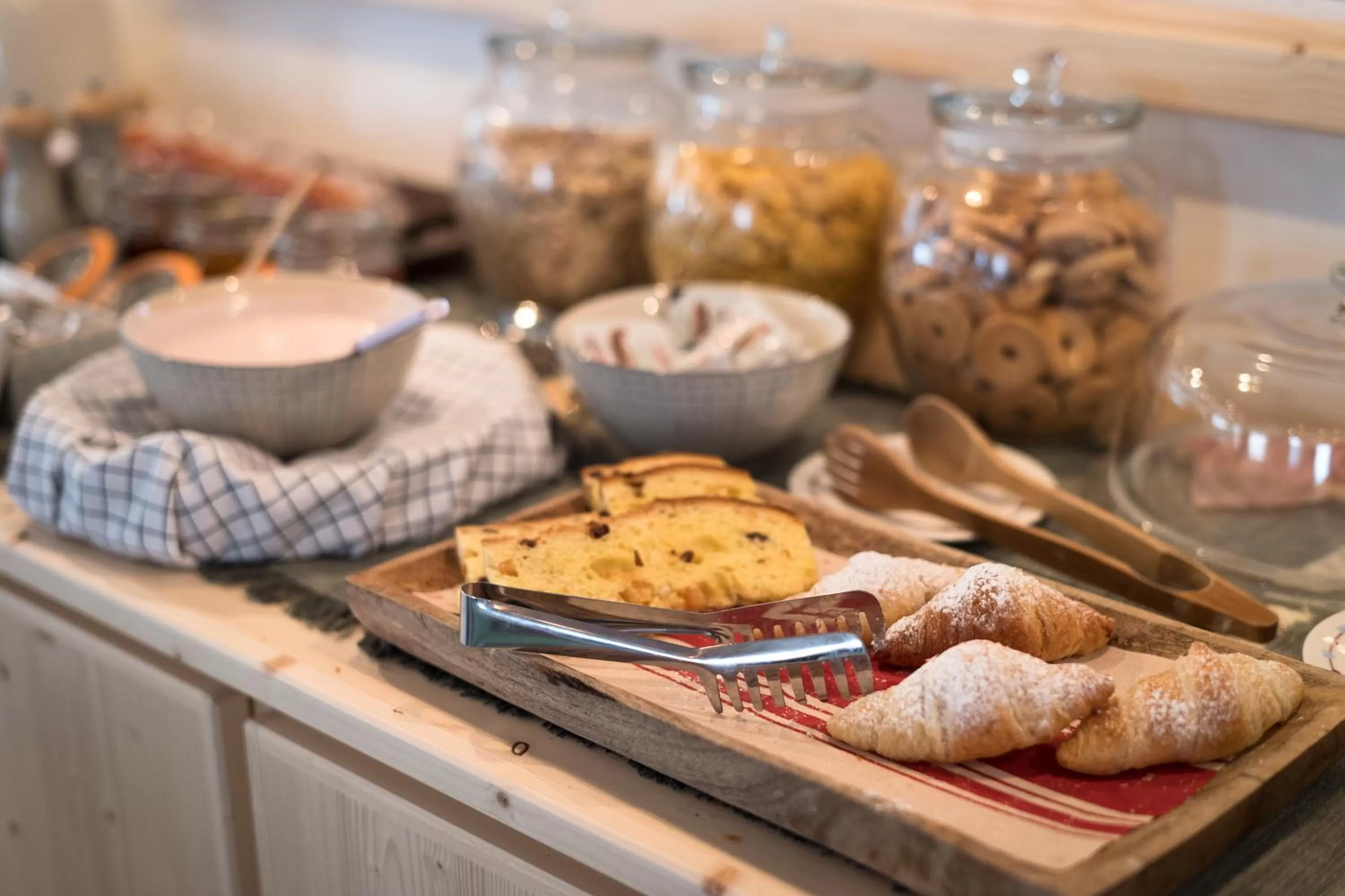 Breakfast in Ostello Alpino