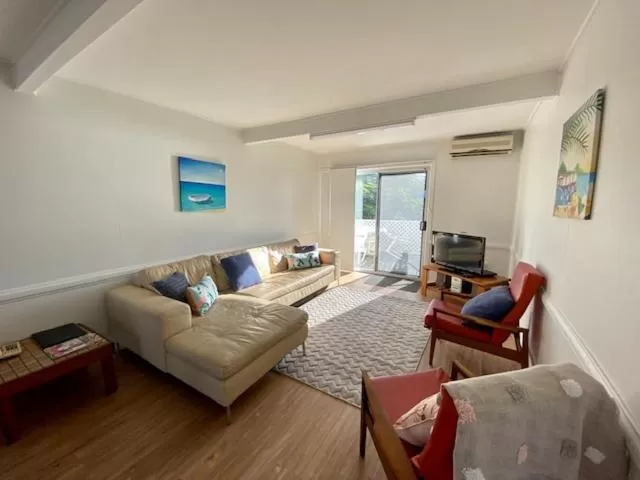 Living room in Leisure-Lee Holiday Apartments