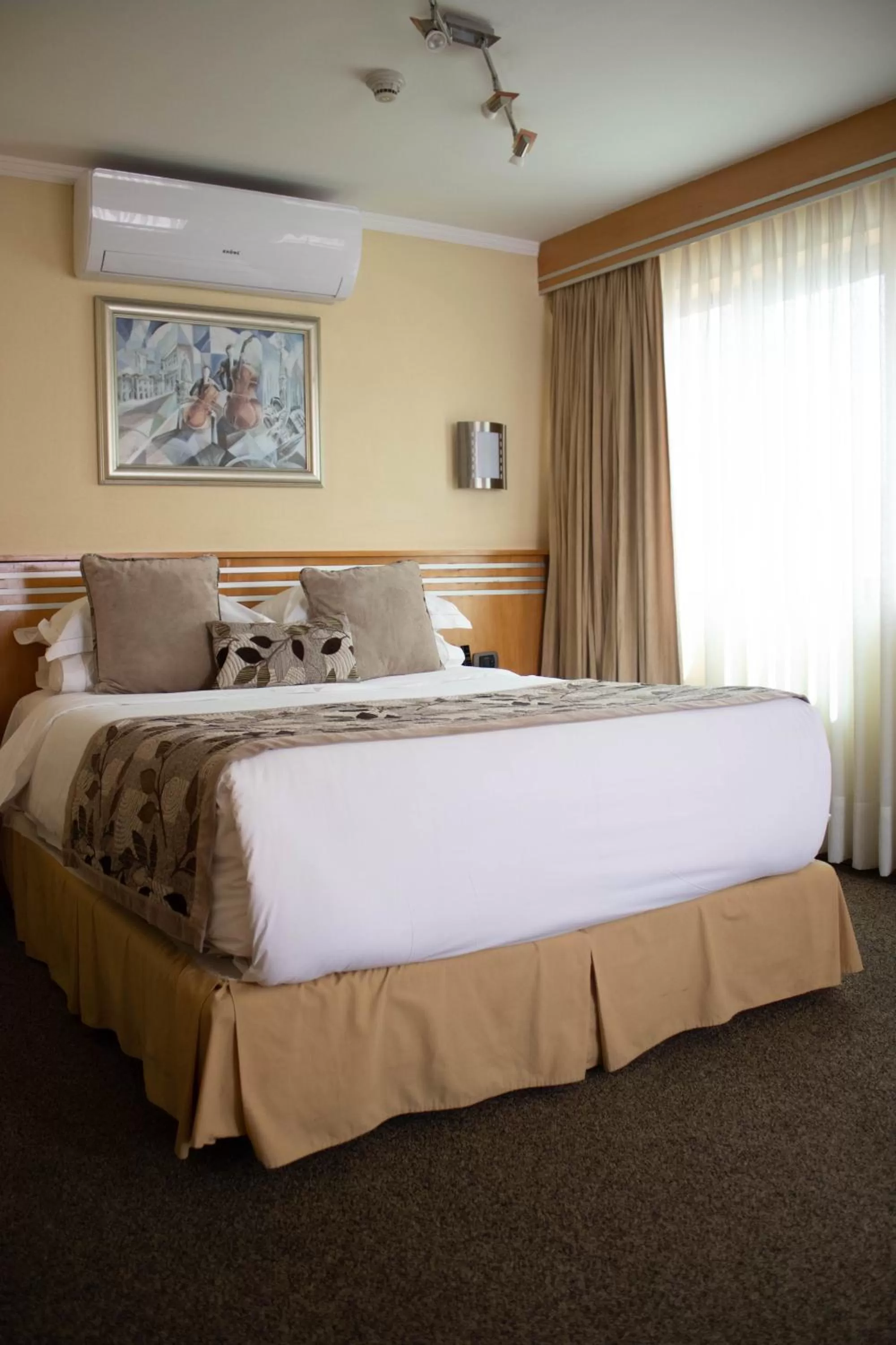 Bedroom, Bed in Hotel Restaurante Ankara