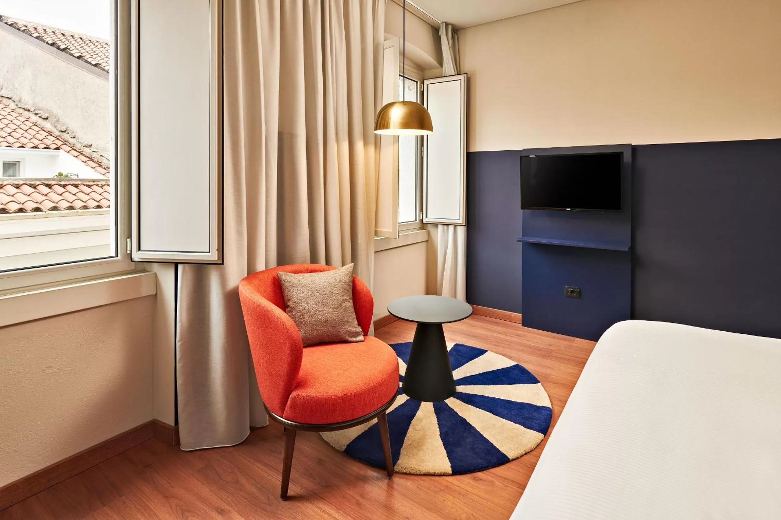 TV and multimedia, Bed in URBANAUTS STUDIOS Minelli