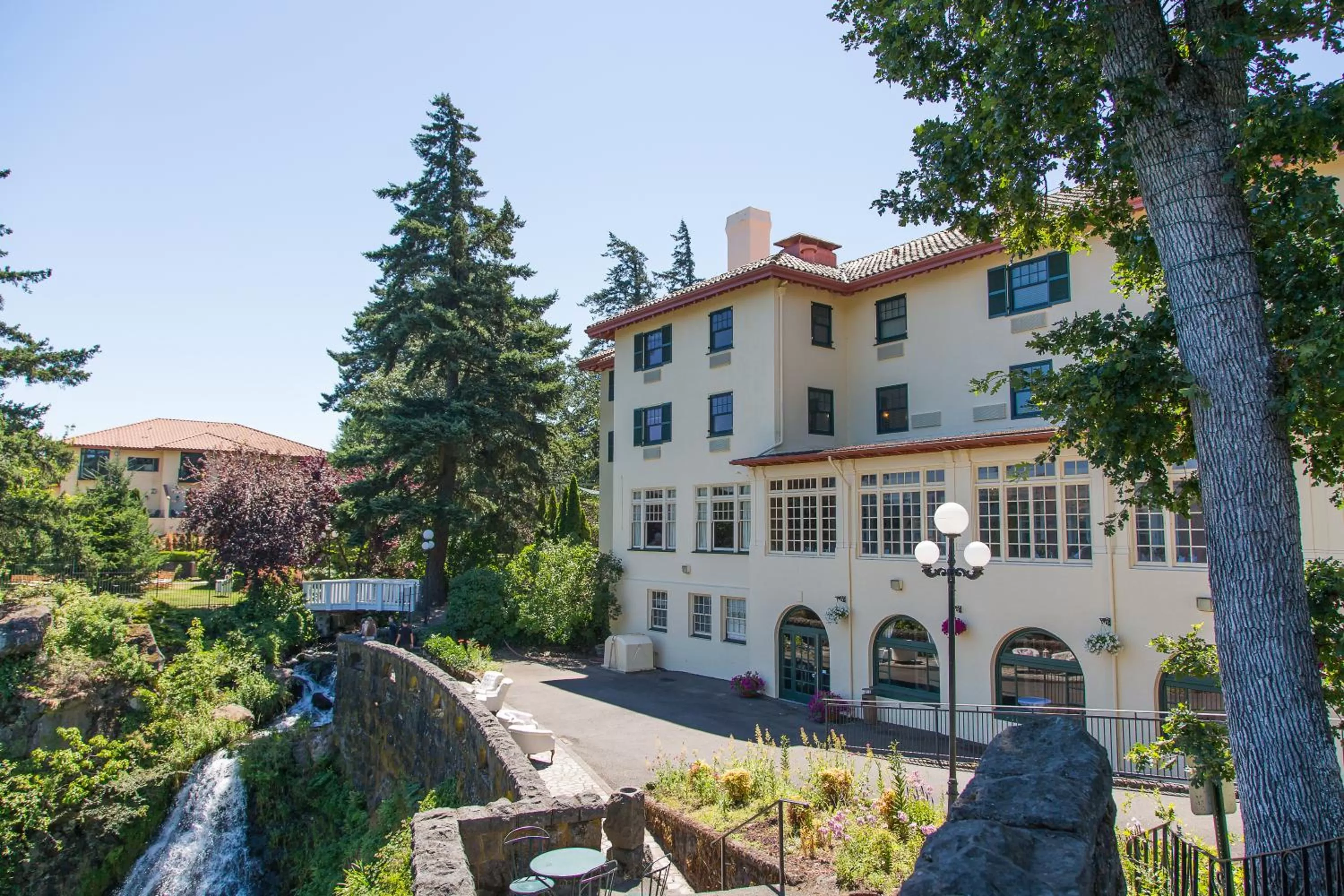 Property building in Columbia Gorge Hotel & Spa