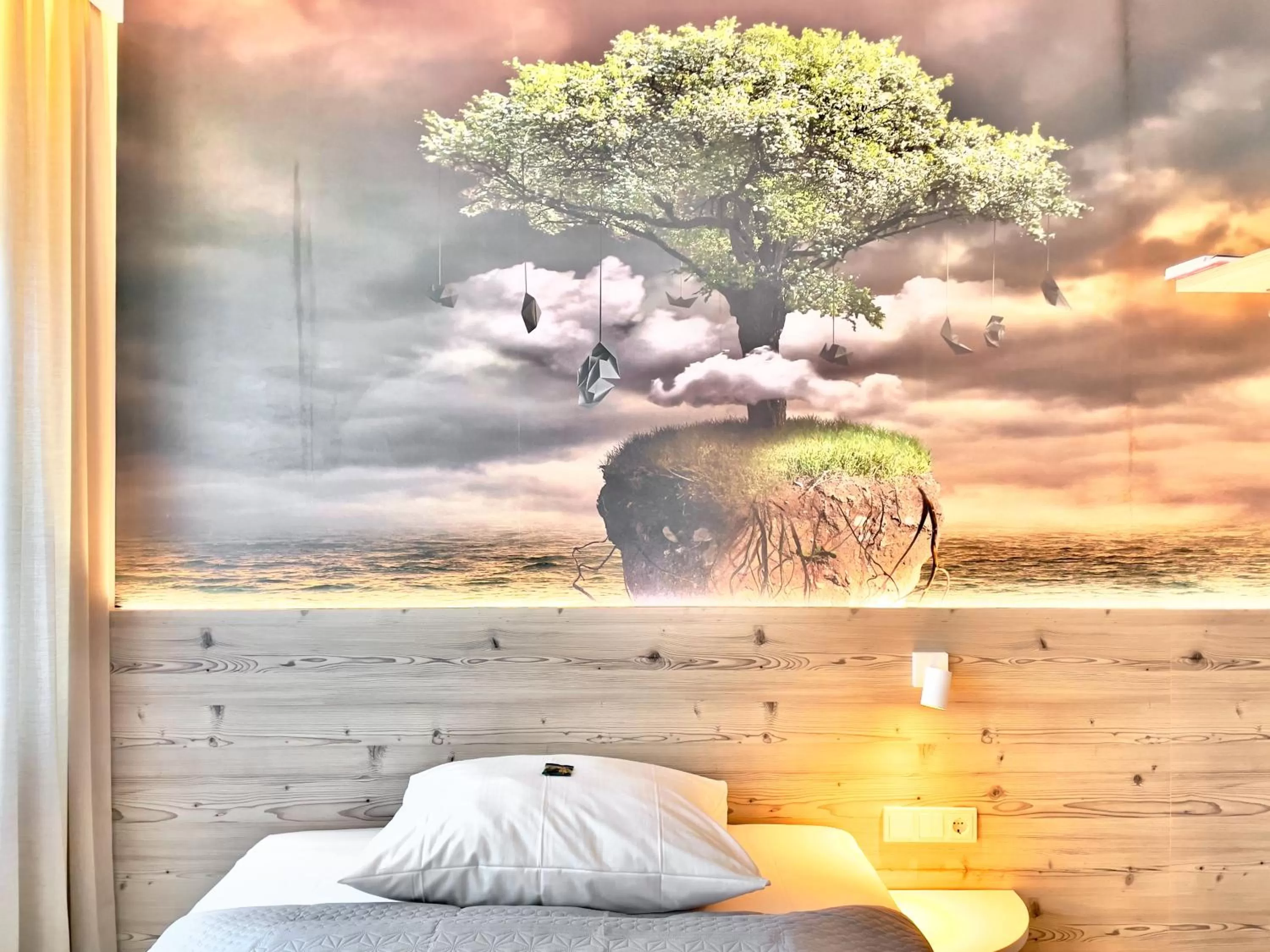 Bed in ART-Hotel Braun