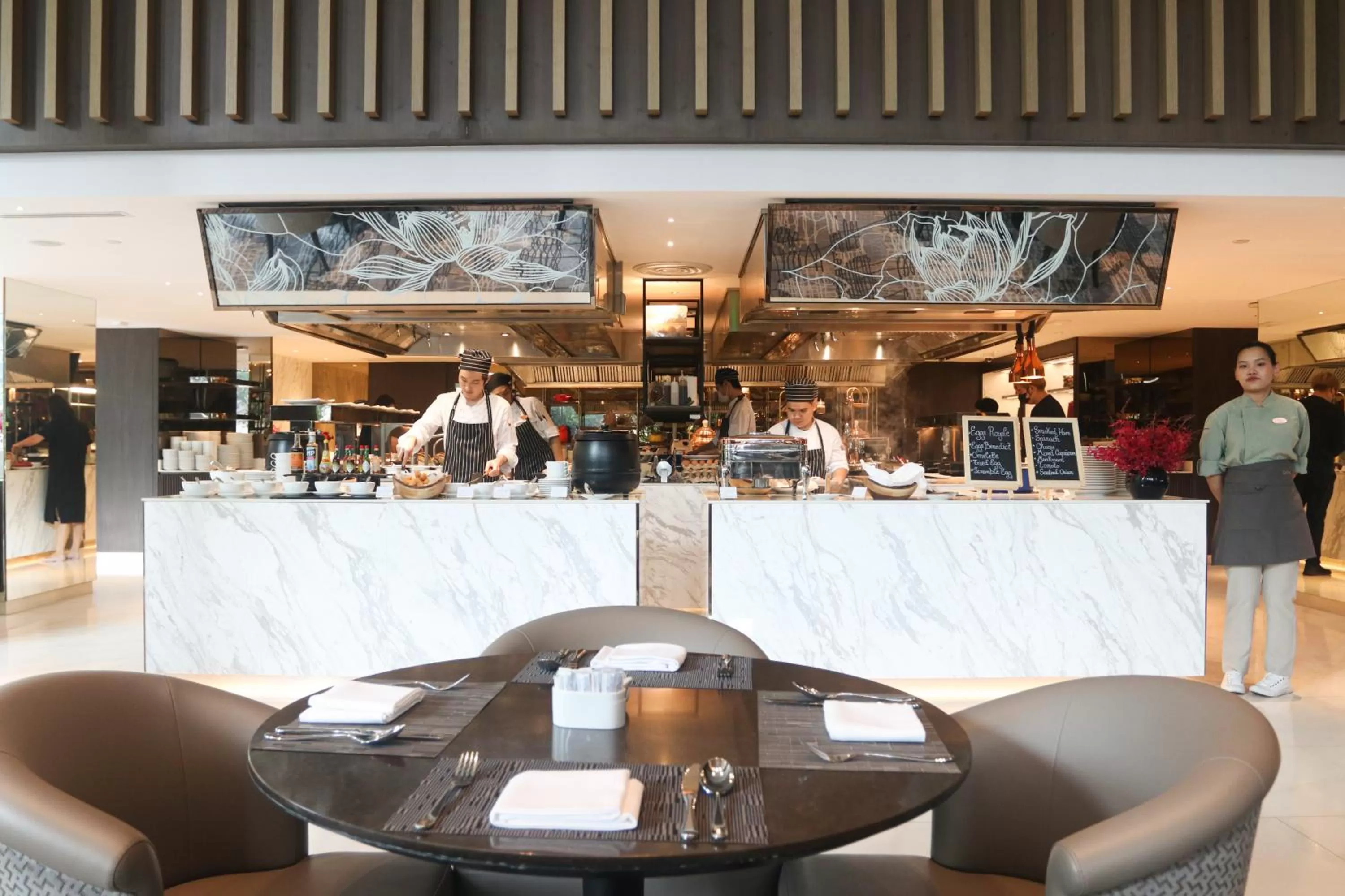 Restaurant/places to eat in Chatrium Grand Bangkok