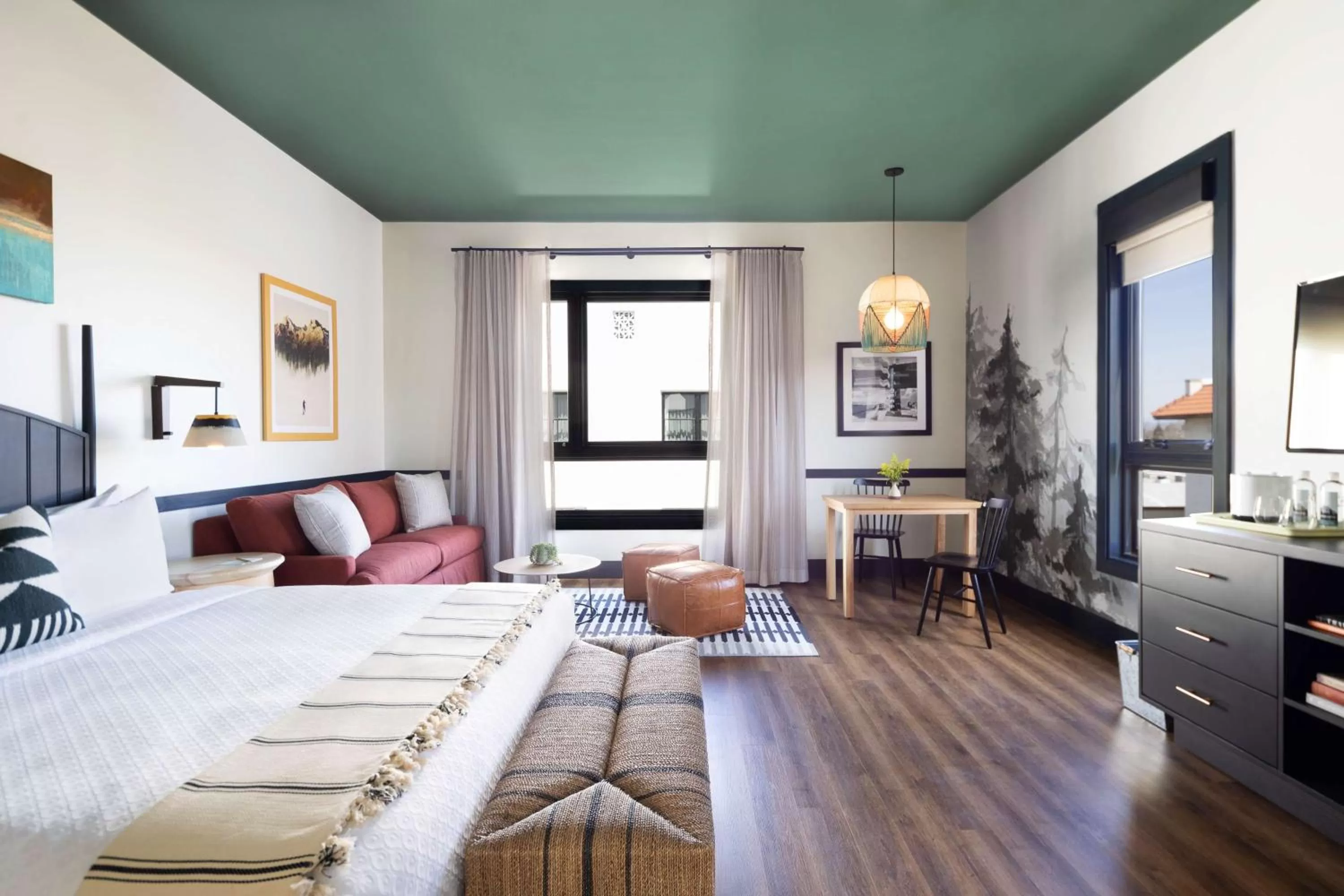 Bed in El Capitan Hotel