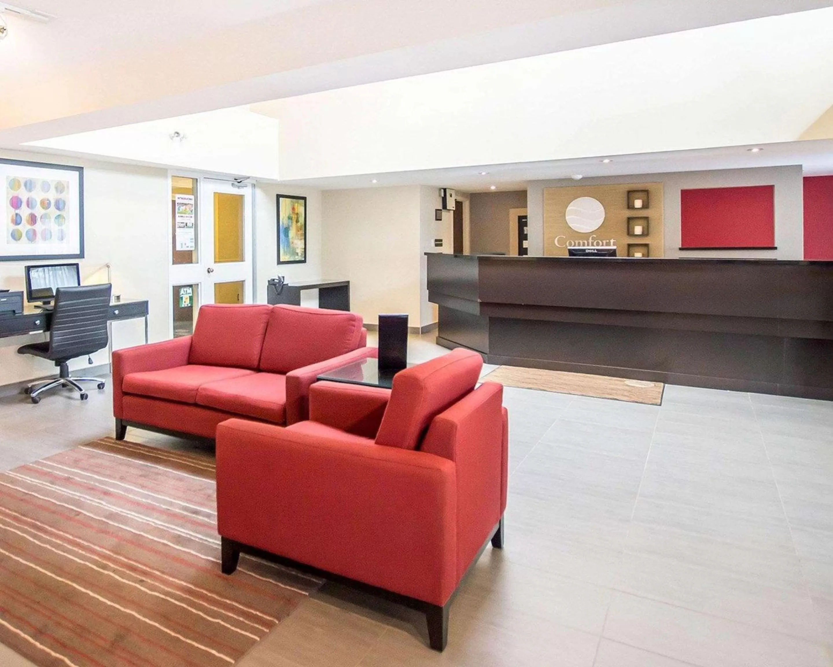 Lobby or reception in Comfort Inn Kirkland Lake