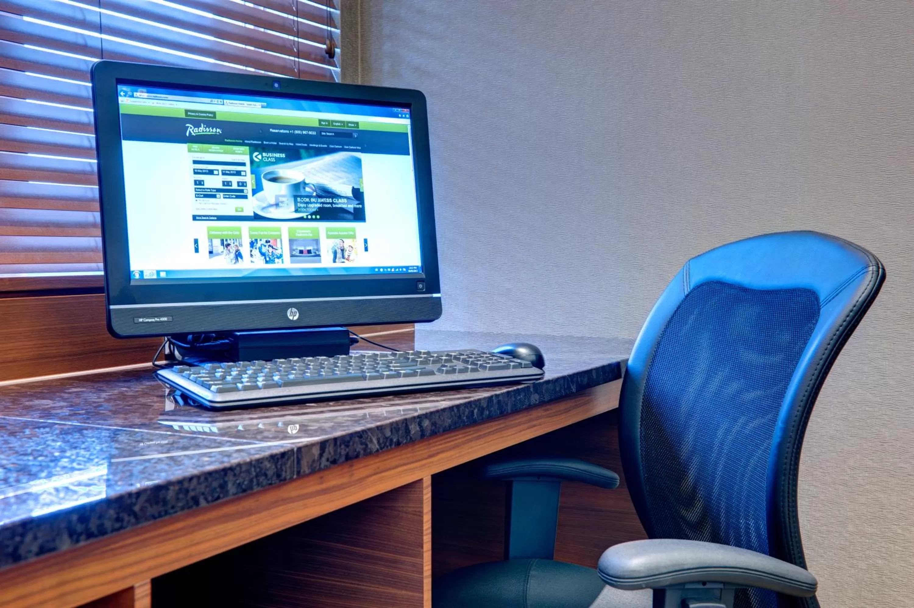 Business facilities in Radisson Hotel & Suites Fort McMurray