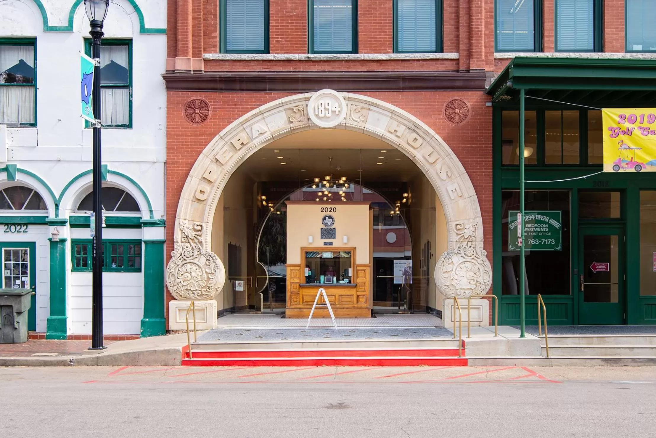 Neighbourhood in The Mansion on 17th, formerly Schaefer Haus