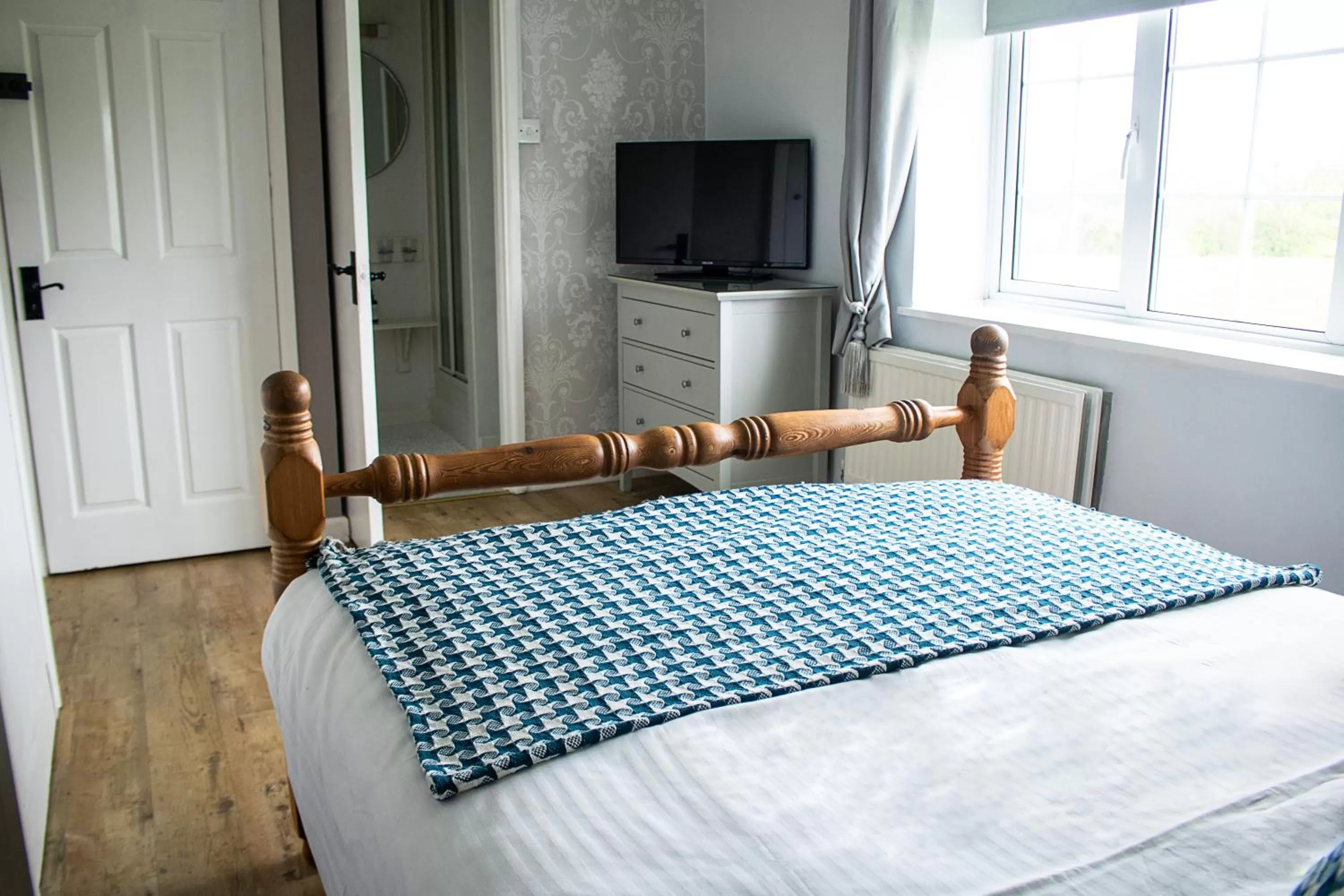 Photo of the whole room, Bed in Littlewell Farm