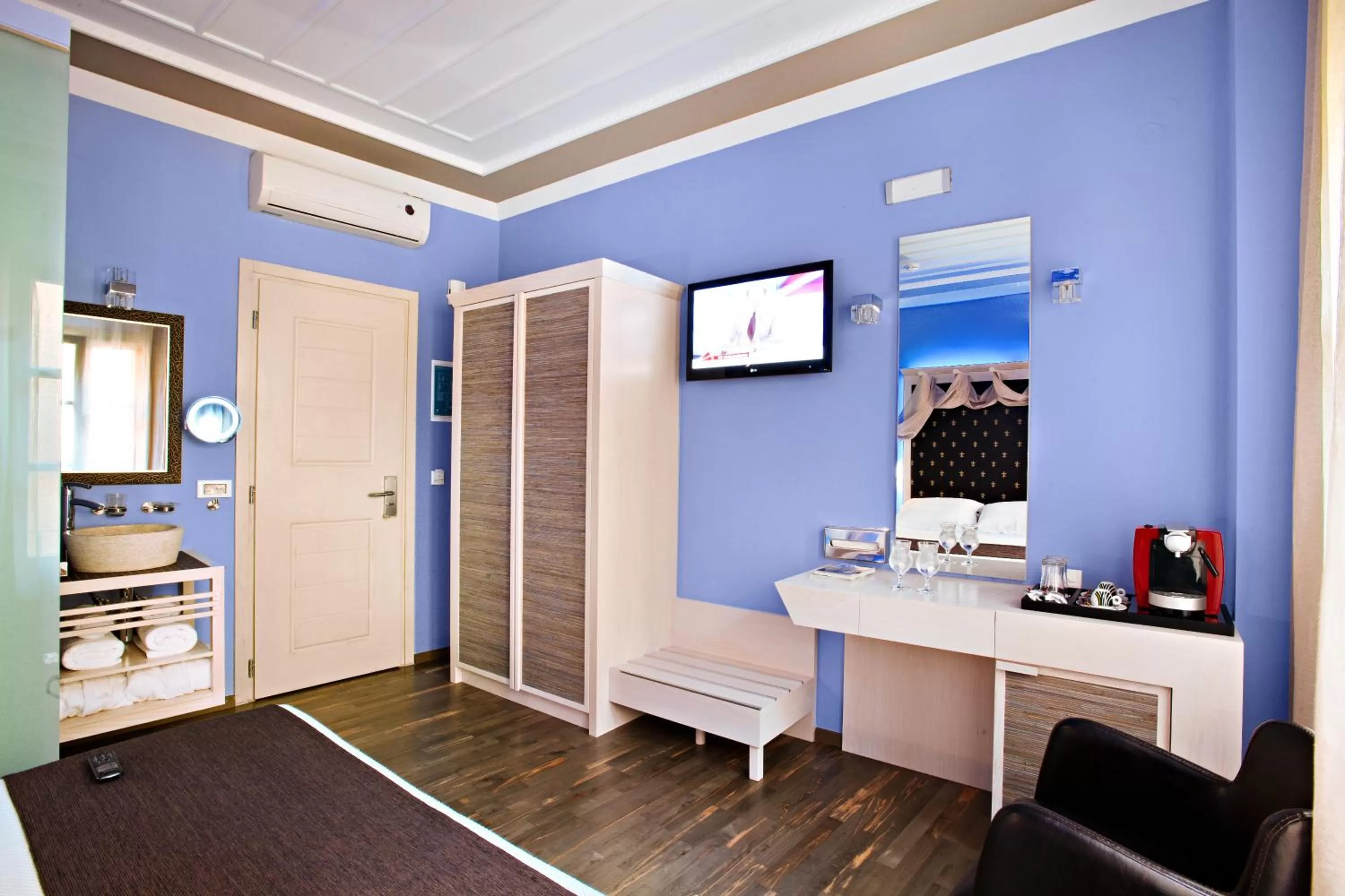 Seating area in Elia Fatma Boutique Hotel