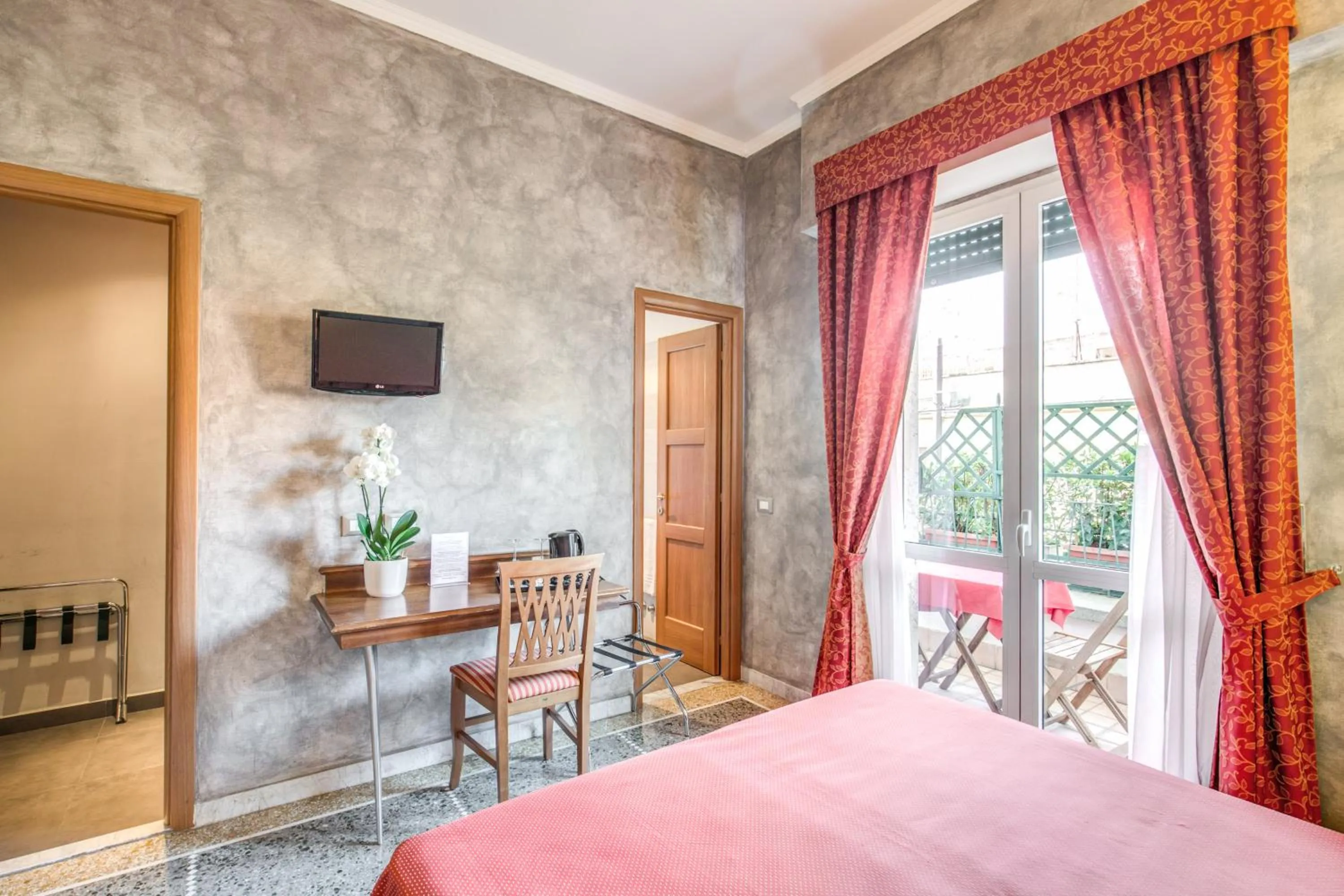 Balcony/Terrace, Bed in Domus Caracalla