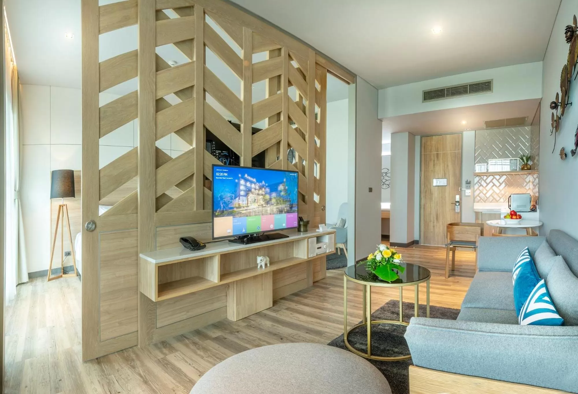 Communal lounge/ TV room in AisanA Hotel Korat