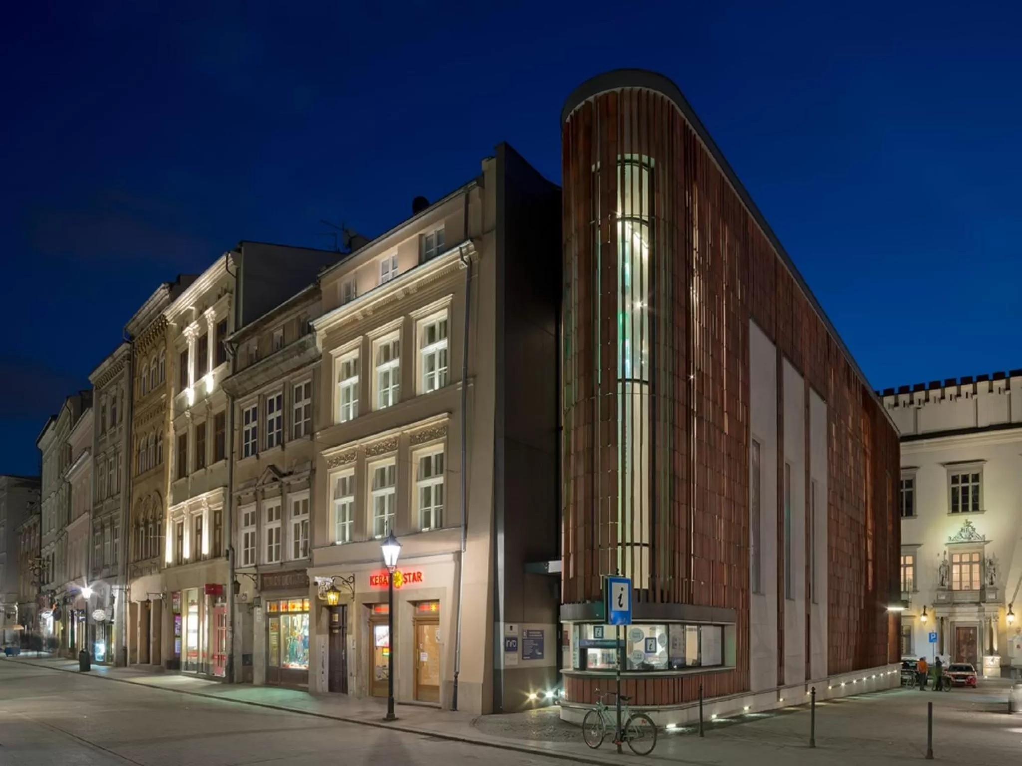 Facade/entrance in Aparthotel Grodzka 21