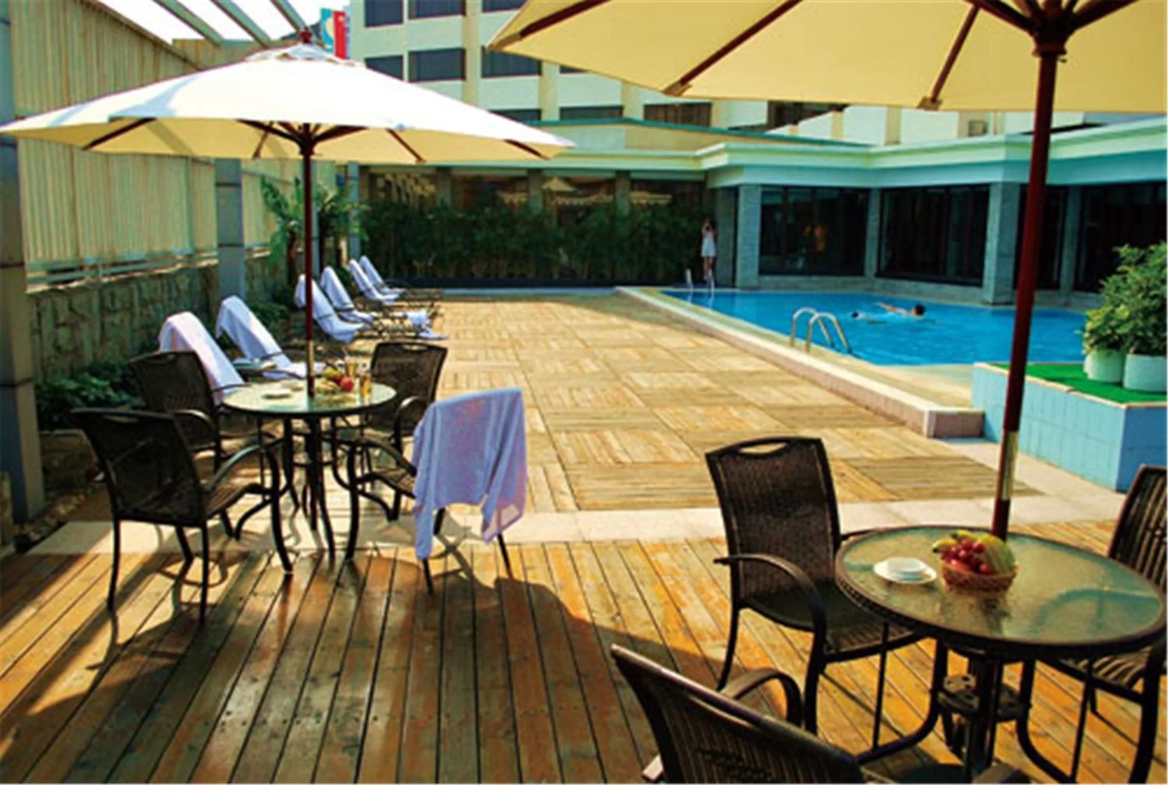 Swimming pool in Zhongshan International Hotel