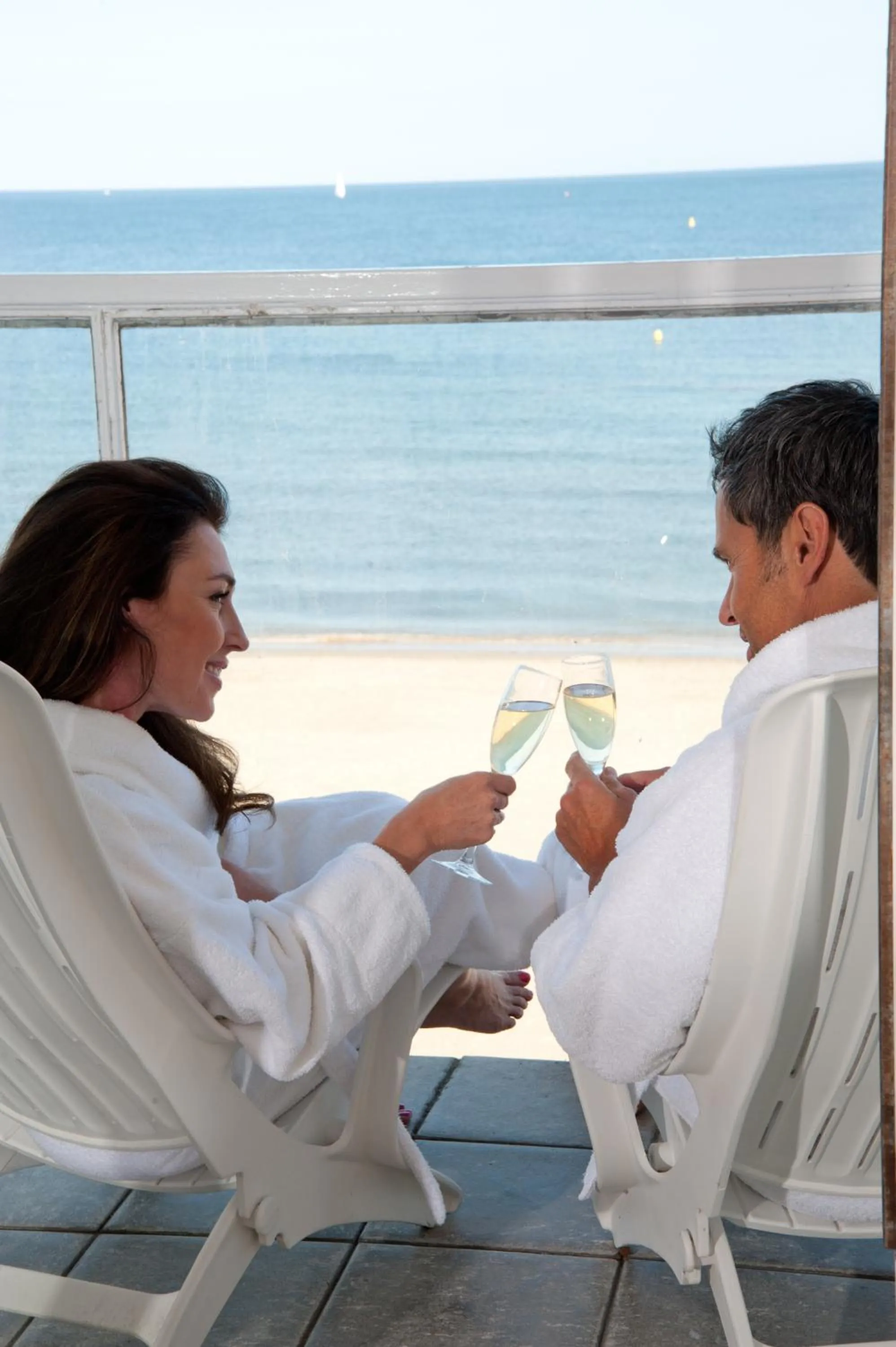 People in Sandbanks Hotel