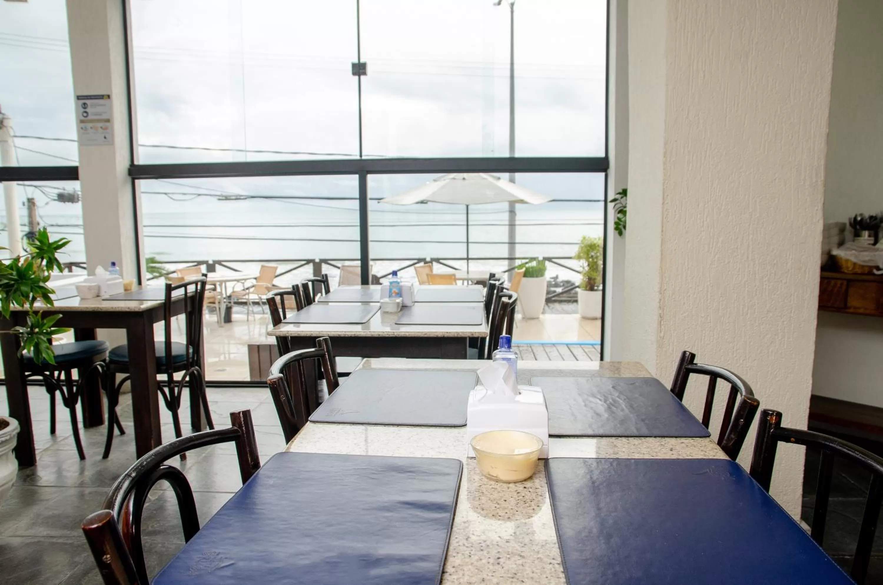 Restaurant/places to eat in La Belle Beach Hotel