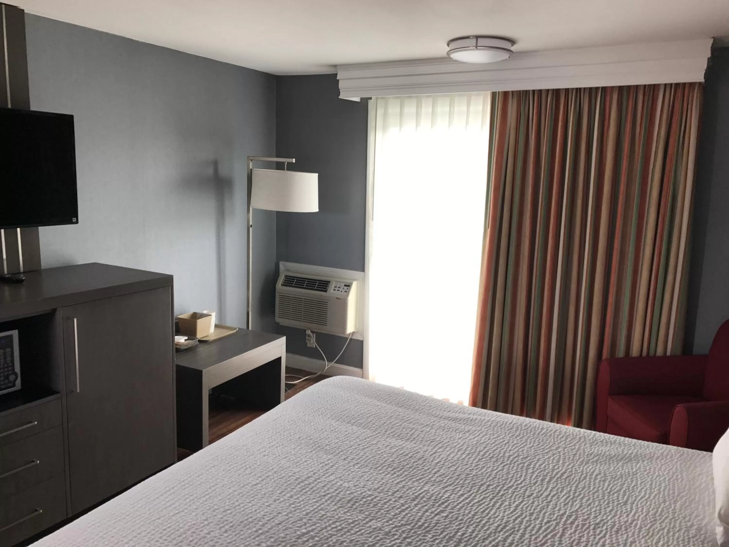 Bed in Super 8 by Wyndham Sturbridge