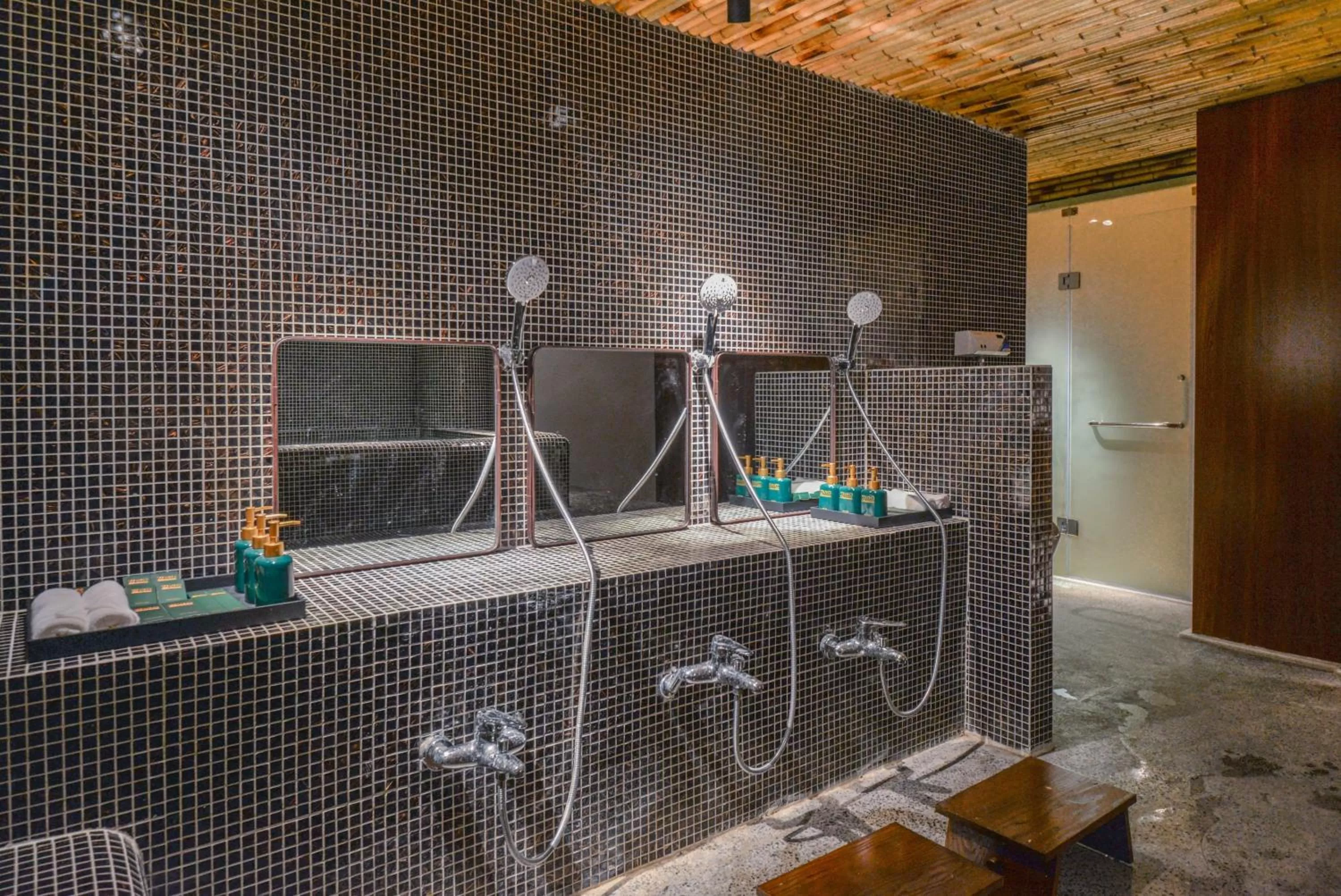 Massage in 22Land Hotel & Residence