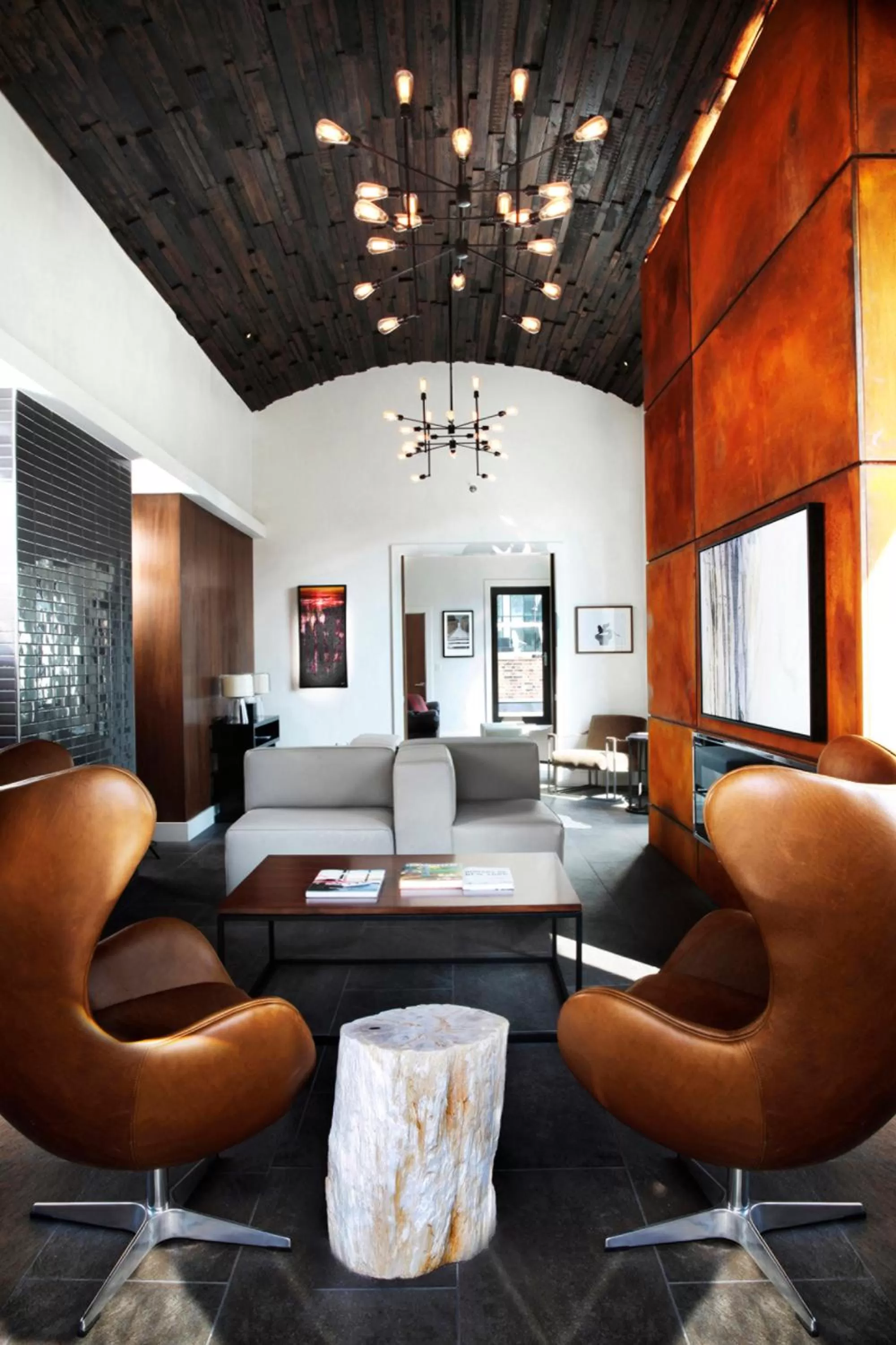 Living room in Tuscany by LuxUrban