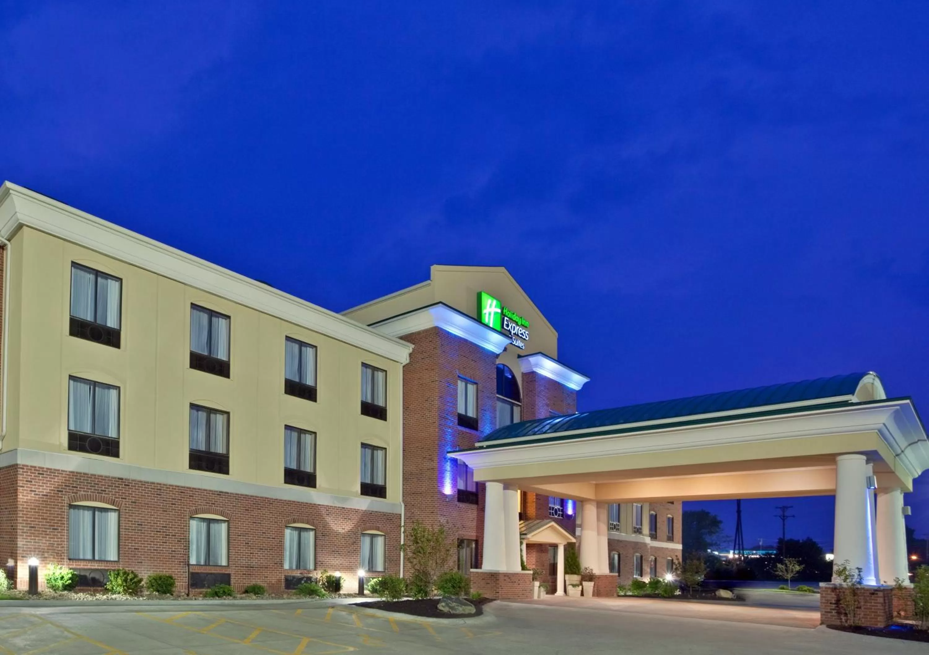 Property building in Holiday Inn Express Hotel & Suites Tipp City by IHG