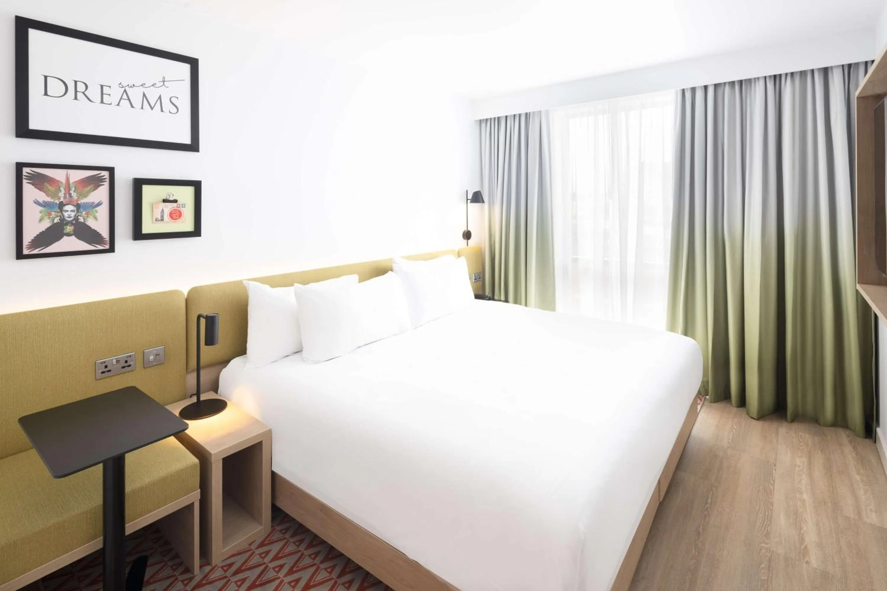 Bed in Hampton By Hilton Rochdale