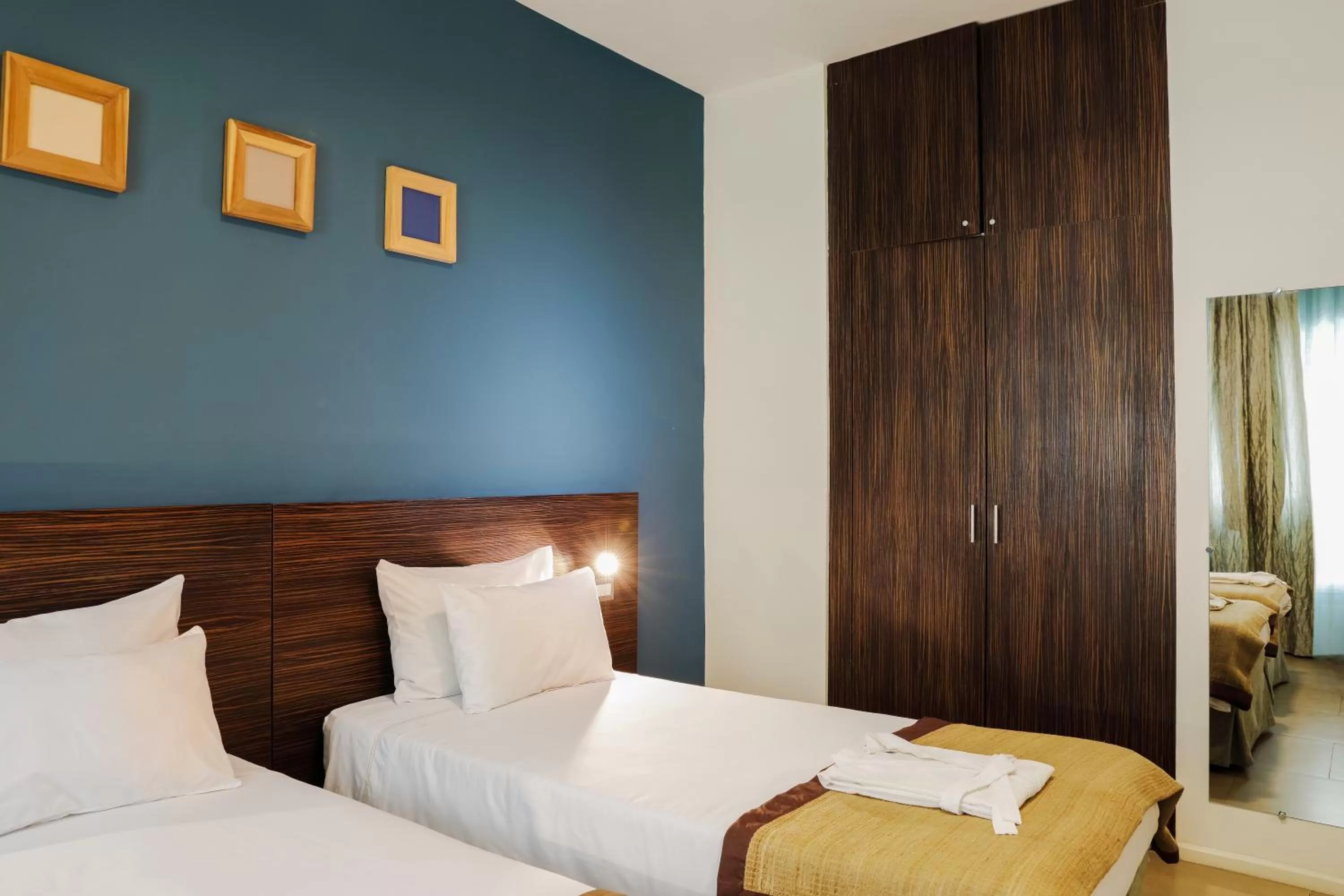 Bedroom, Bed in Hotel La Villette