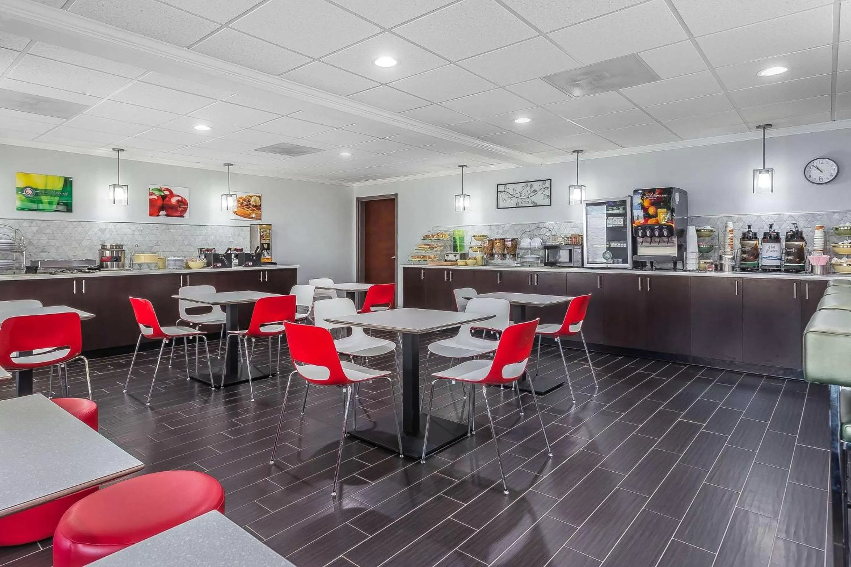 Restaurant/places to eat in Quality Suites Pineville - Charlotte