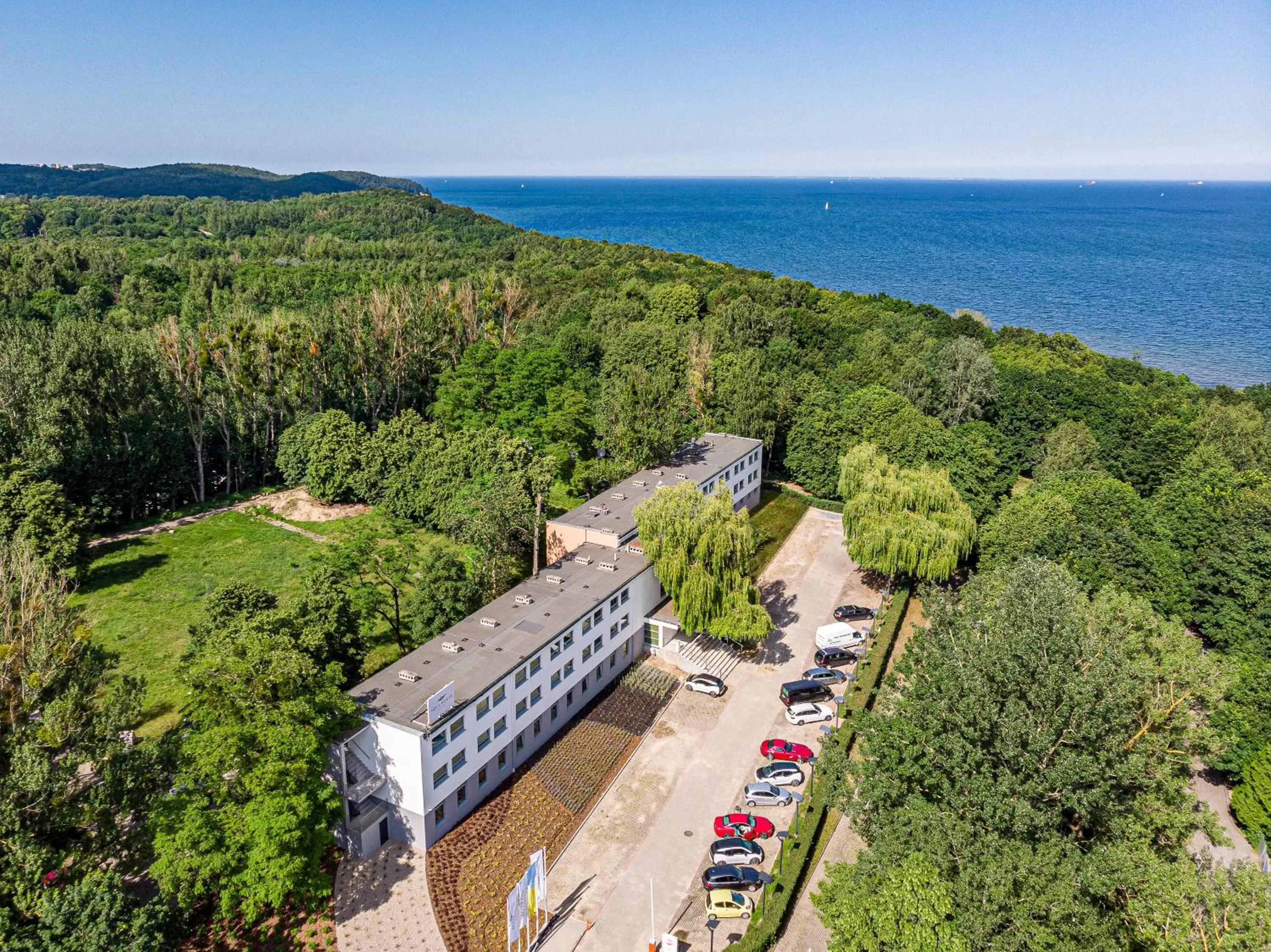 Property building in AQUA HOUSE