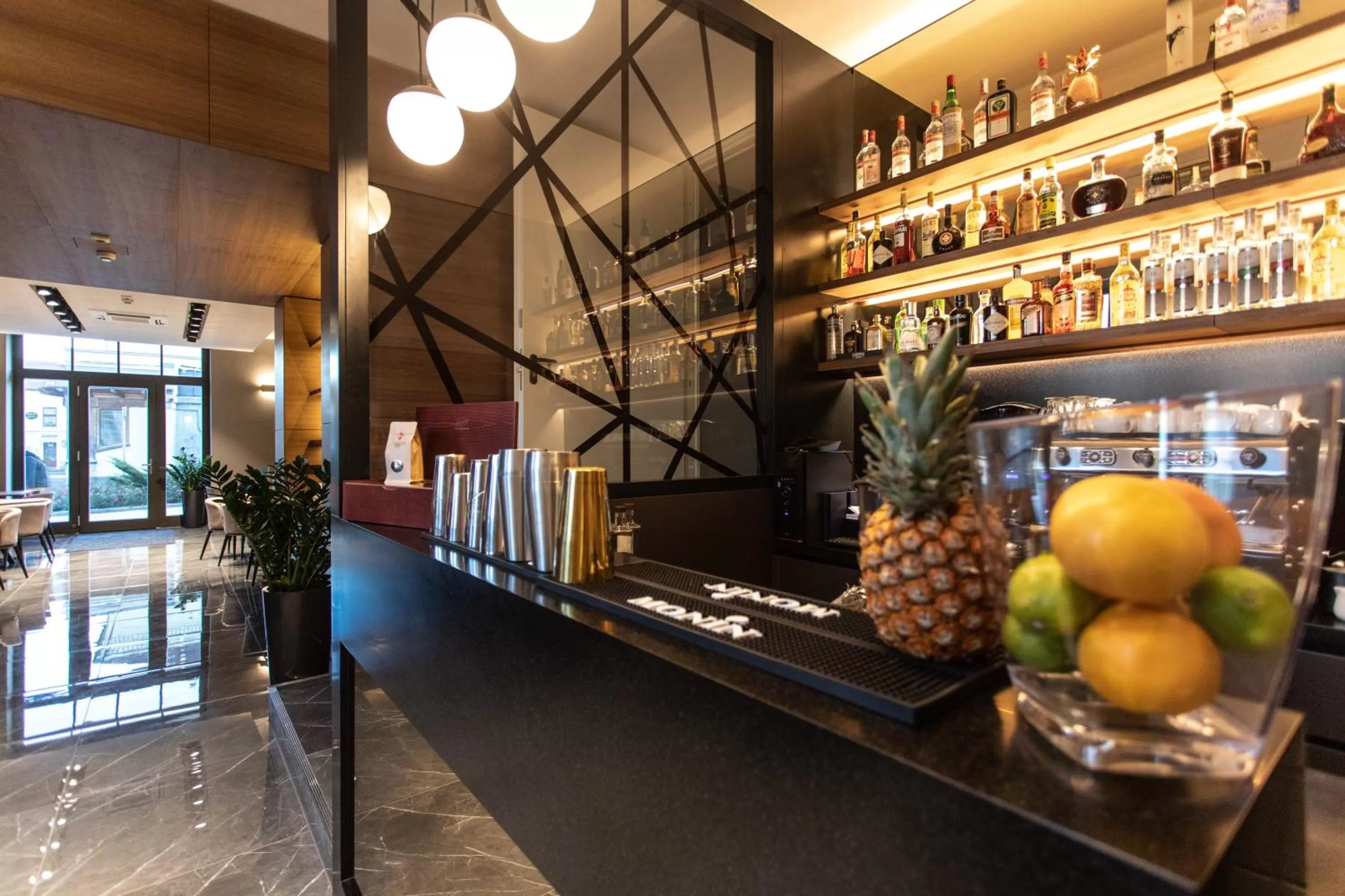 Restaurant/places to eat in Artis Boutique Hotel