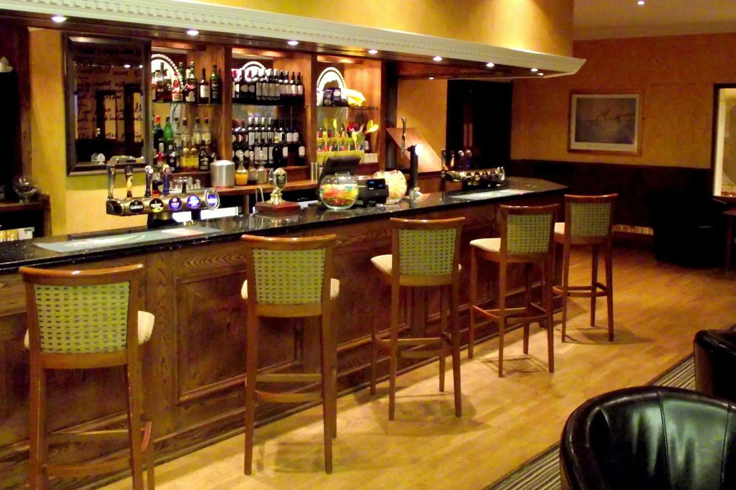 Lounge or bar in Best Western Ipswich Hotel