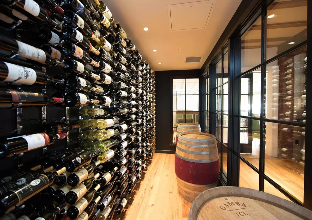 Lounge or bar in Boar's Head Resort