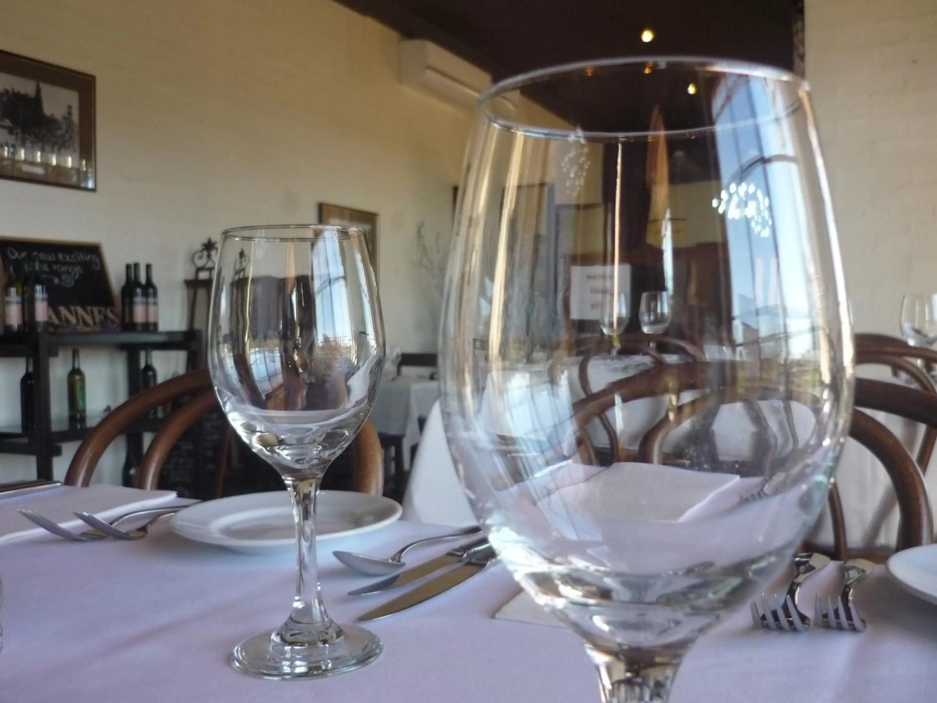 Restaurant/places to eat in Heritage Motor Inn Goulburn