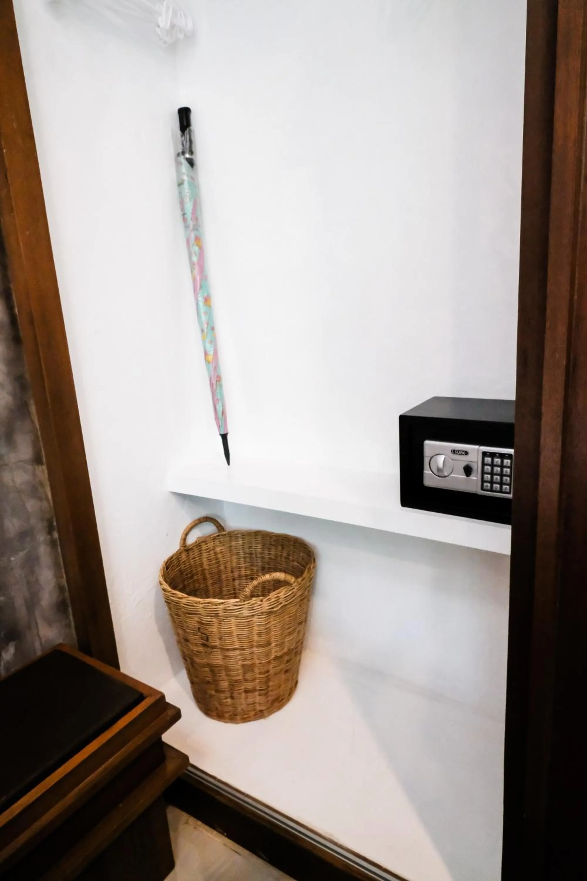 safe in BaanPhong Lanta