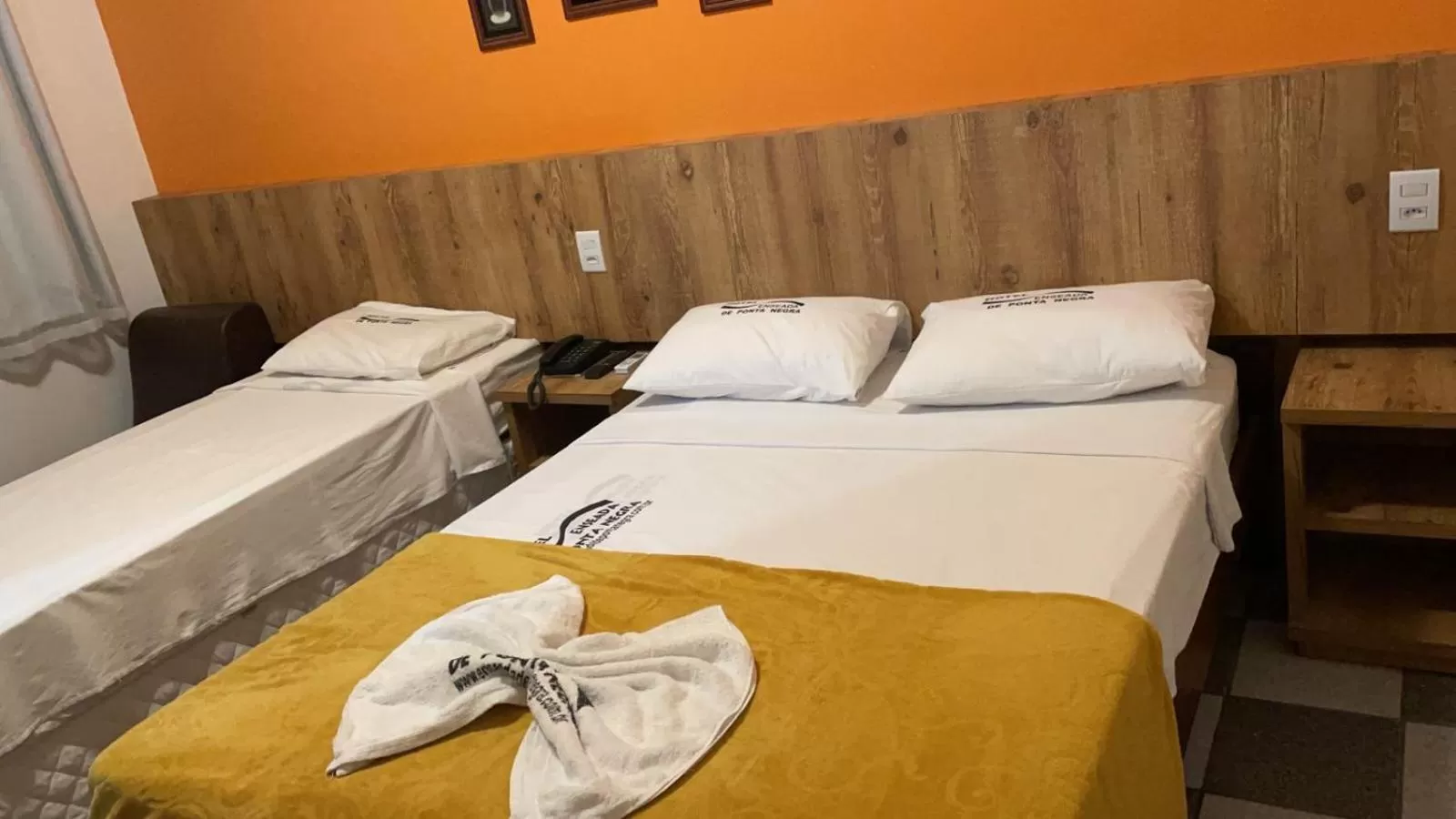 Bed in Hotel Enseada de Ponta Negra