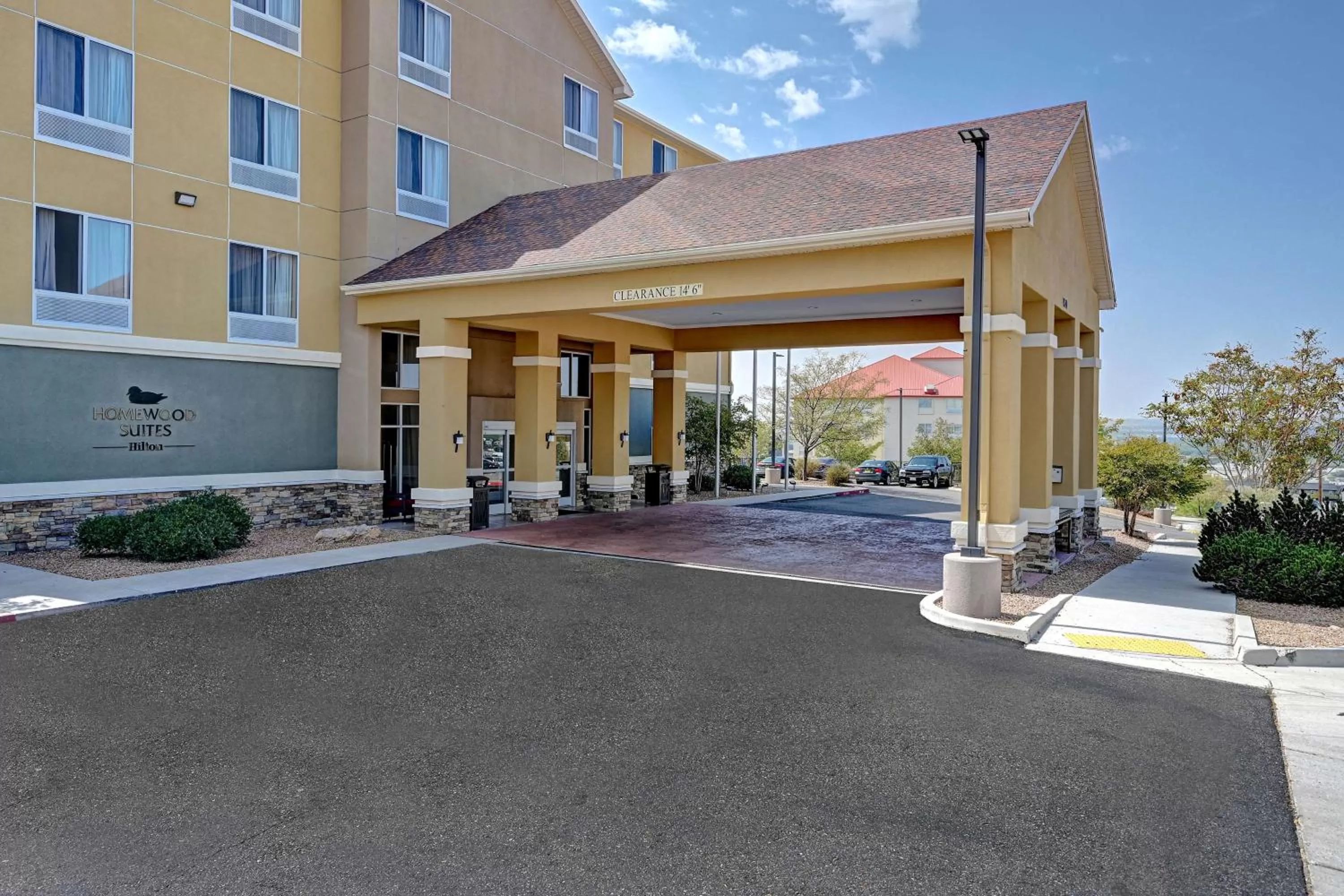 Property building in Homewood Suites by Hilton Albuquerque Airport