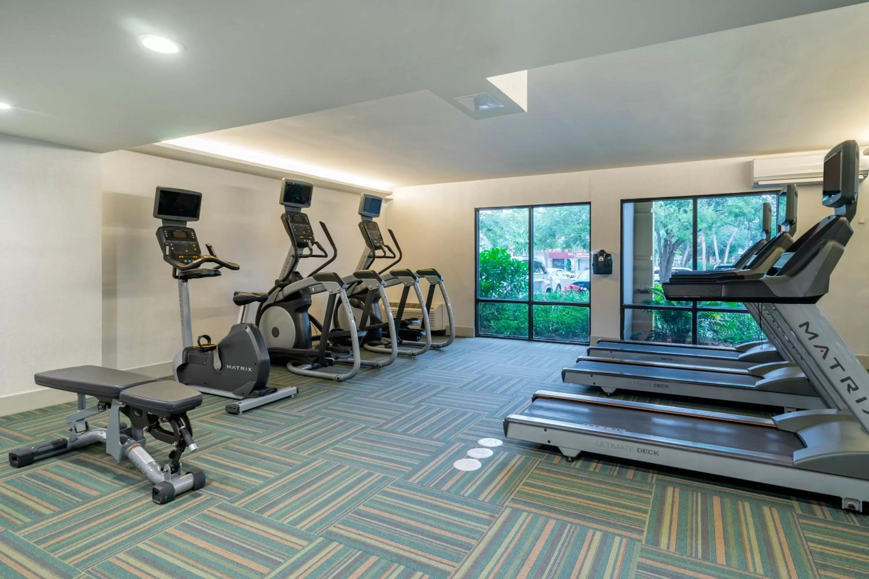 Fitness centre/facilities in Holiday Inn Express Cape Coral-Fort Myers Area by IHG