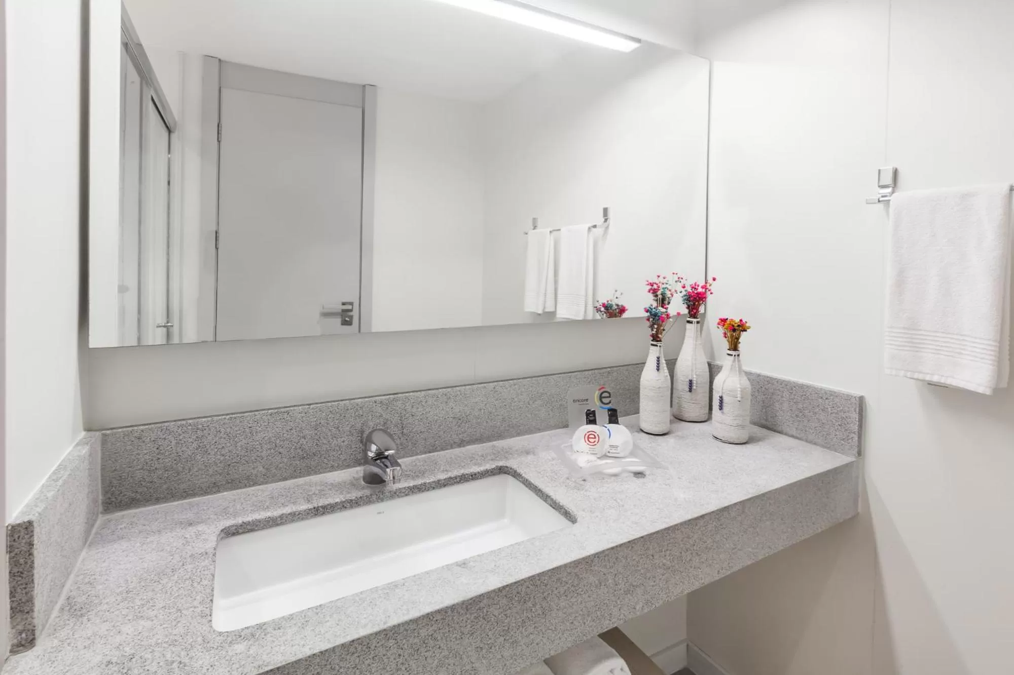 Bathroom in Ribalta Hotel Barra da Tijuca by Atlantica