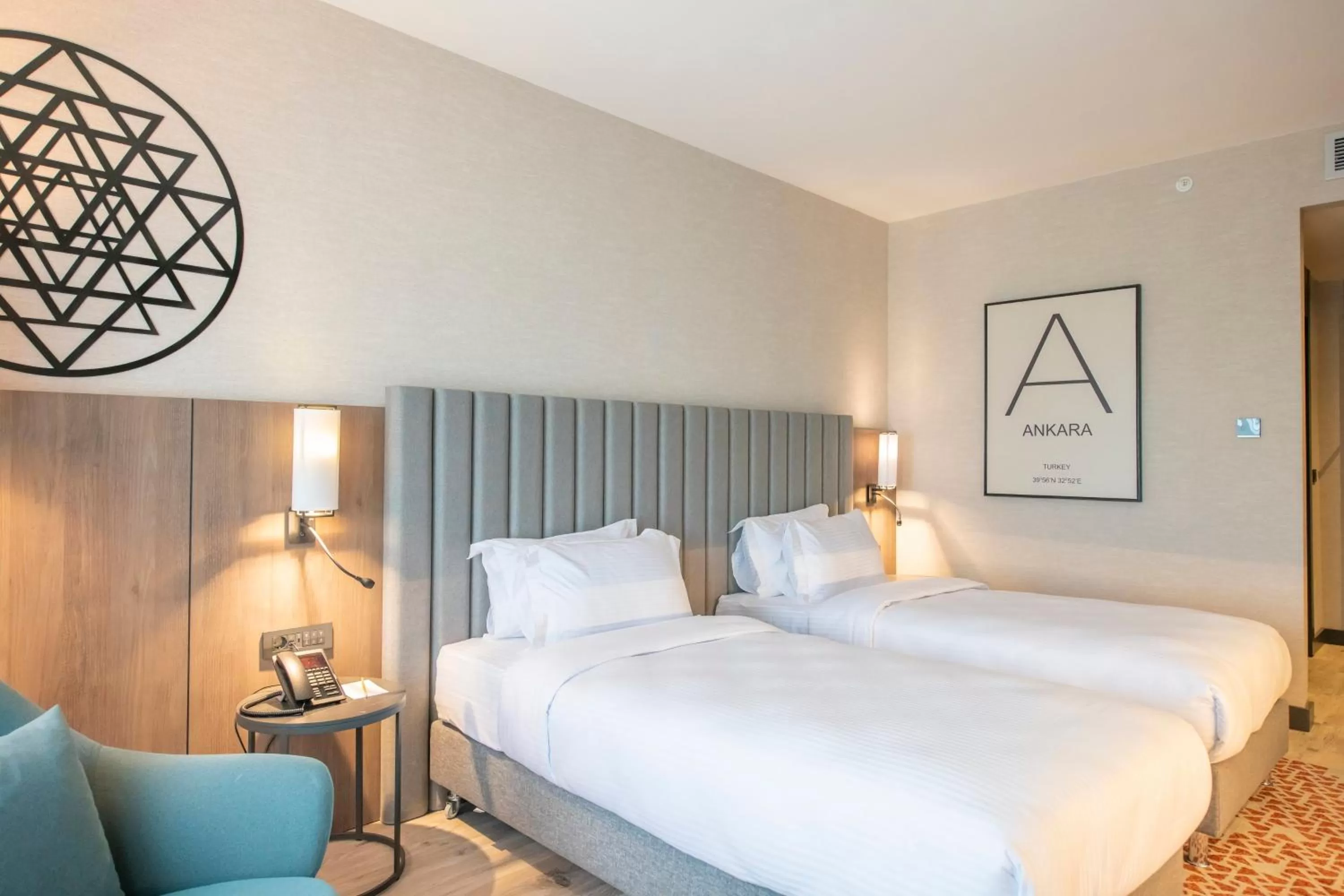 Photo of the whole room, Bed in Crowne Plaza Ankara by IHG