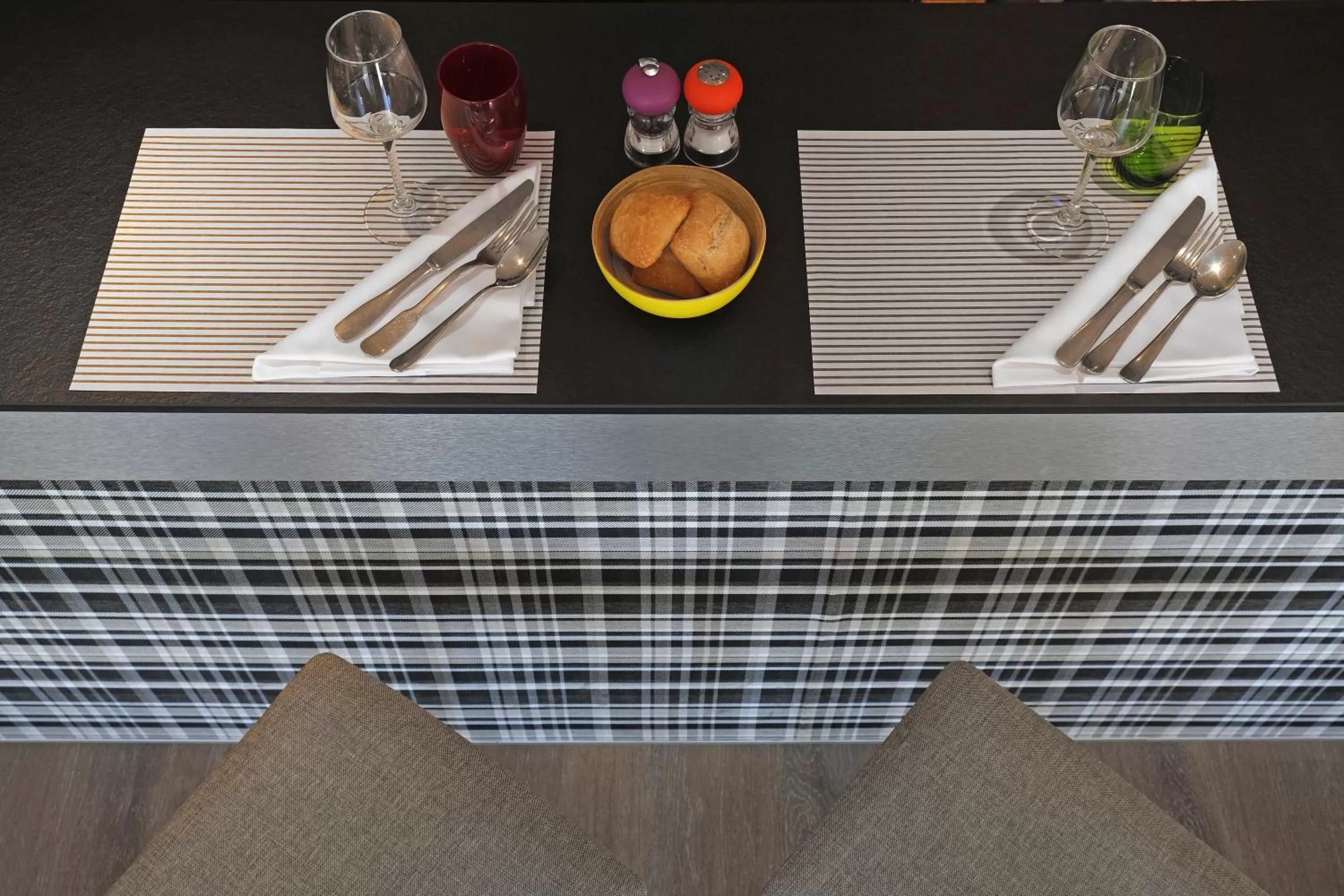 Restaurant/places to eat in Mercure Hotel Forbach Centre de Loisirs