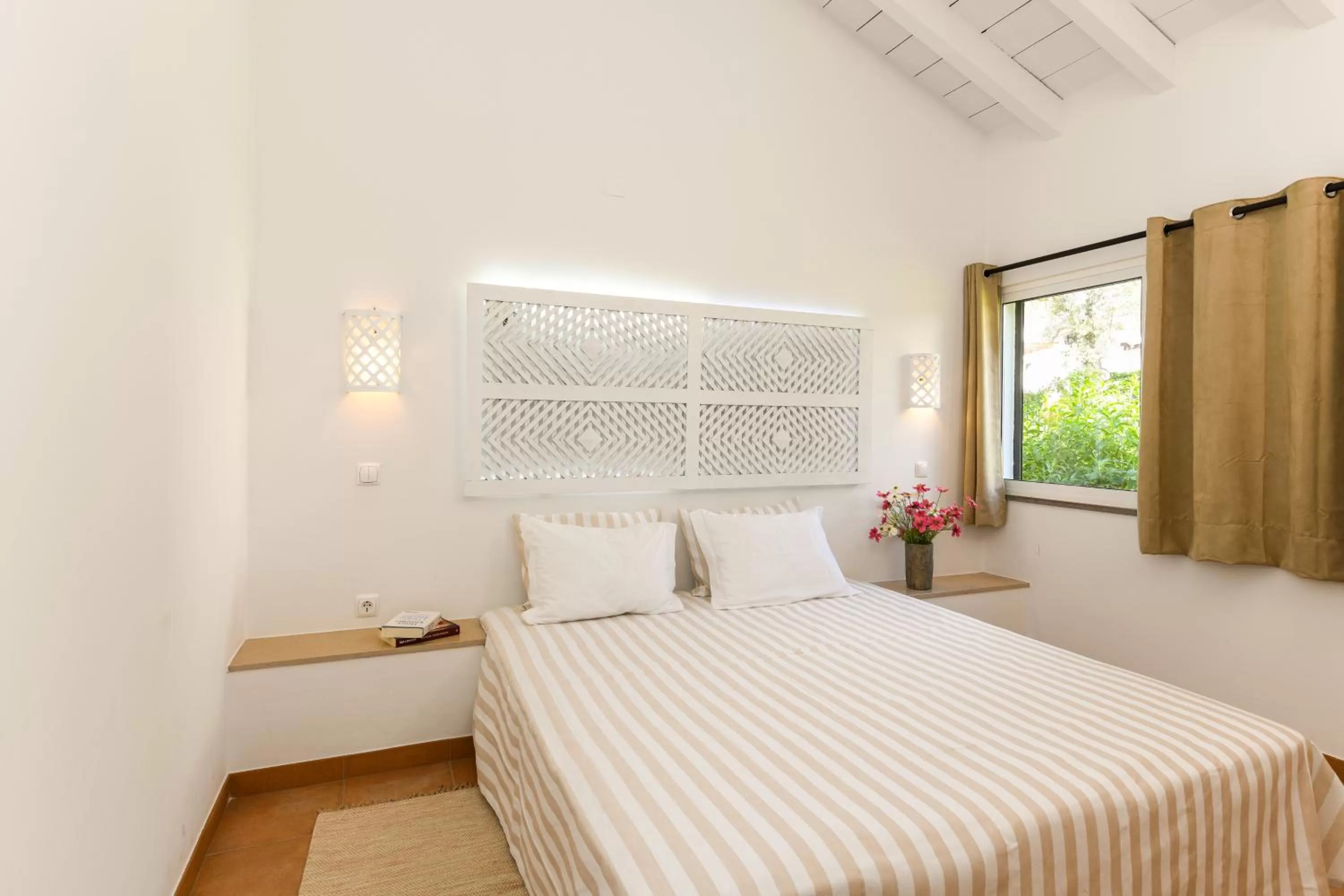 Bed in Pedras D'el Rei