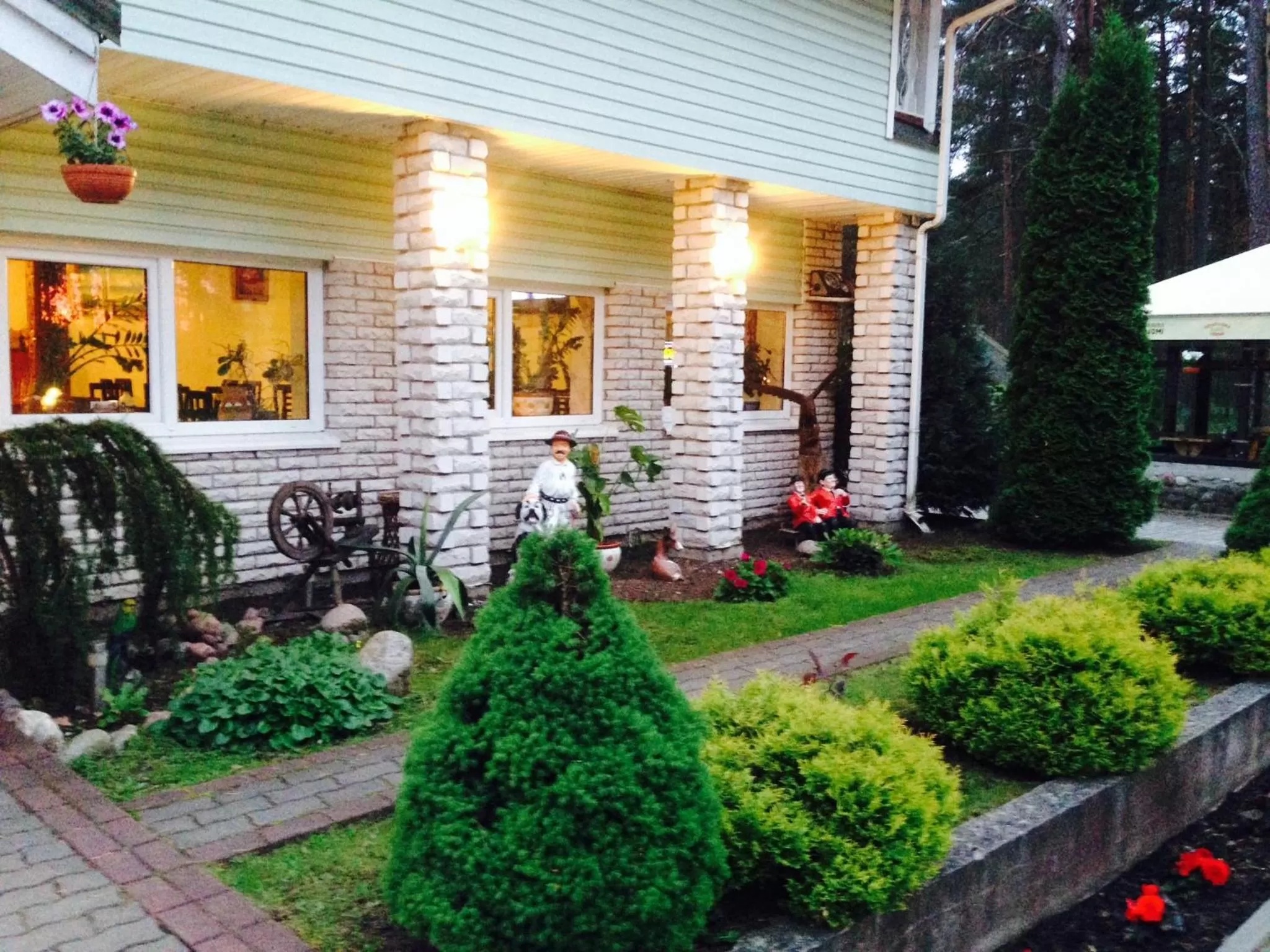 Area and facilities in El Arm El