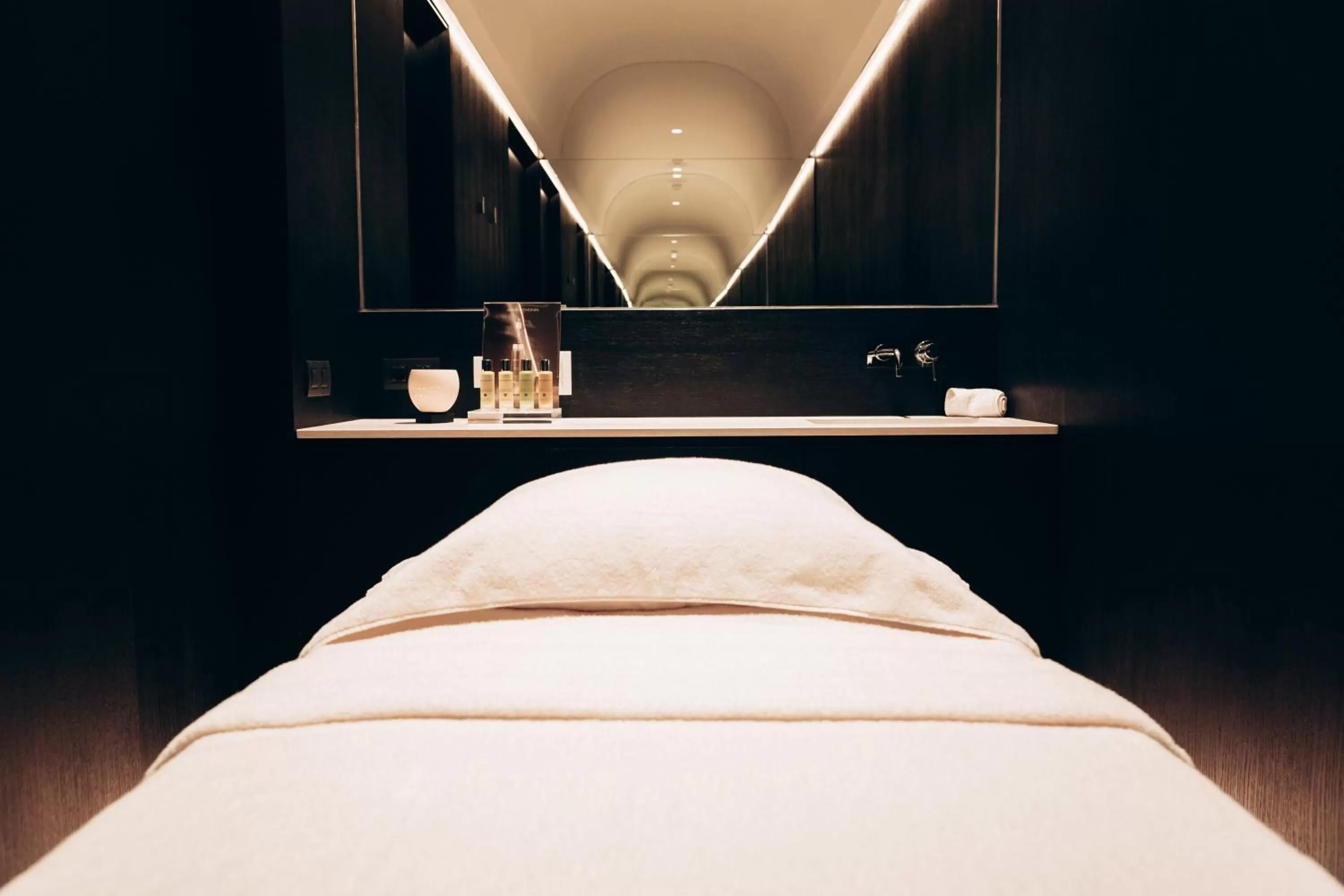 Massage, Bed in Sant Francesc Hotel Singular
