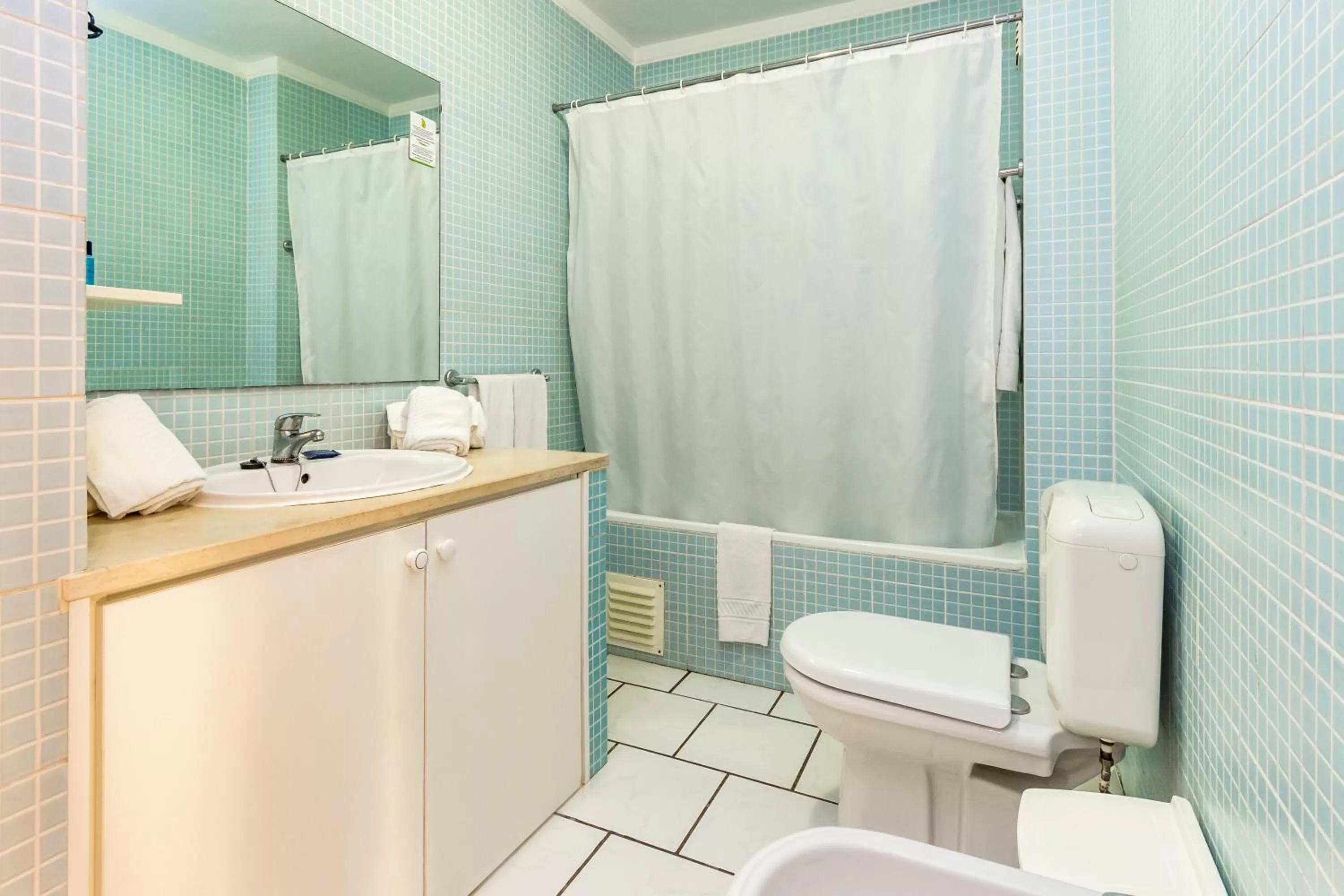 Shower in Pateo Village