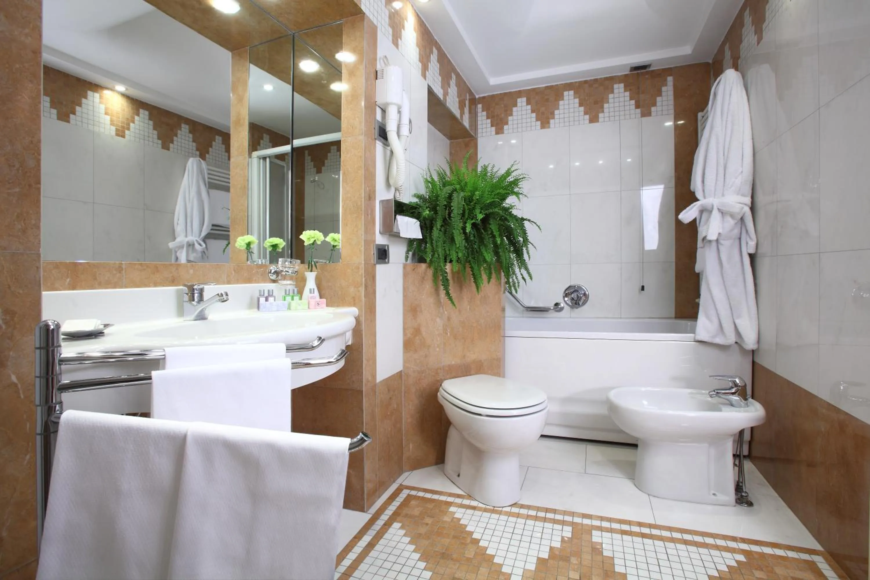 Bathroom in Hotel Sanpi Milano