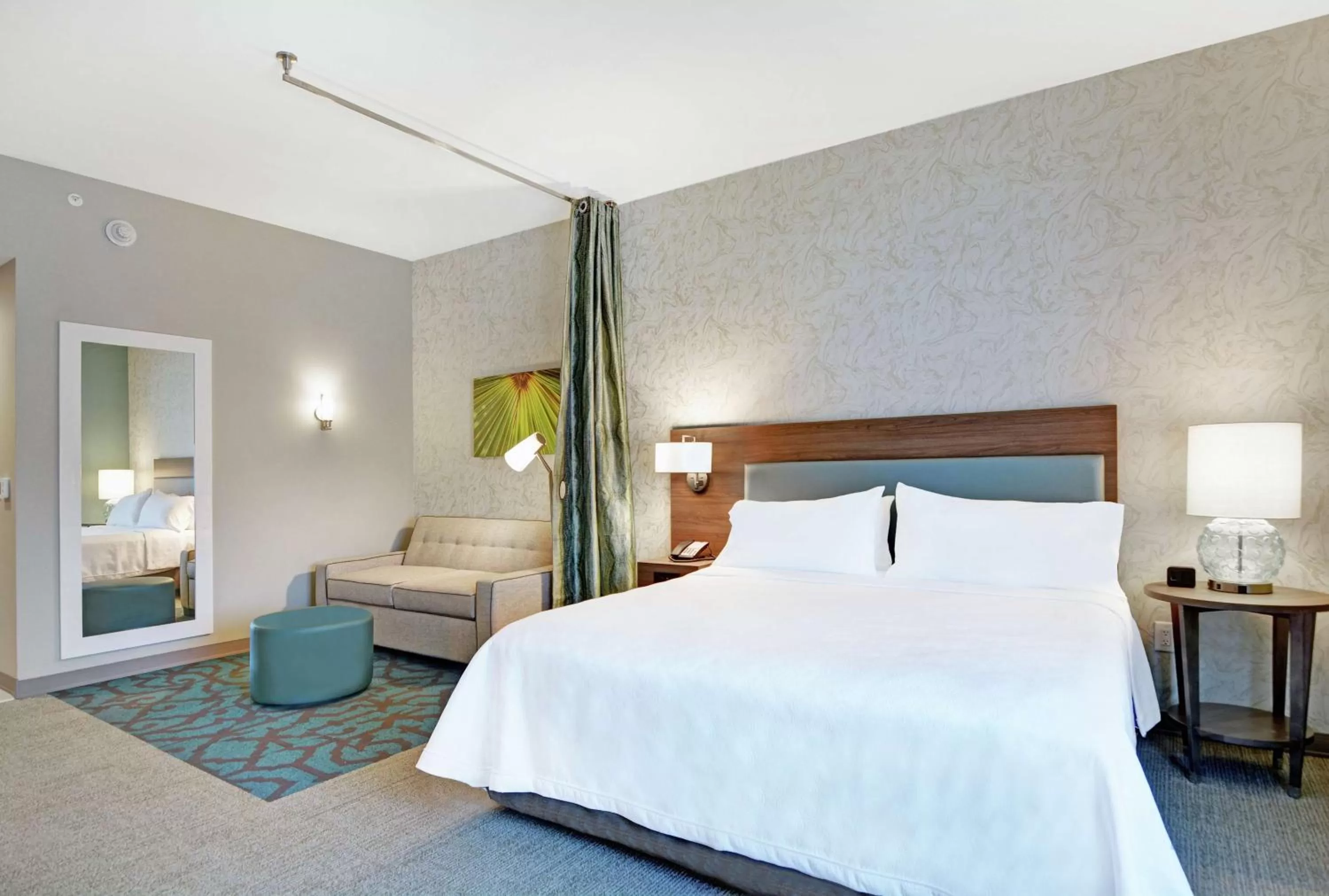 Living room, Bed in Home2 Suites By Hilton Charleston Daniel Island, Sc