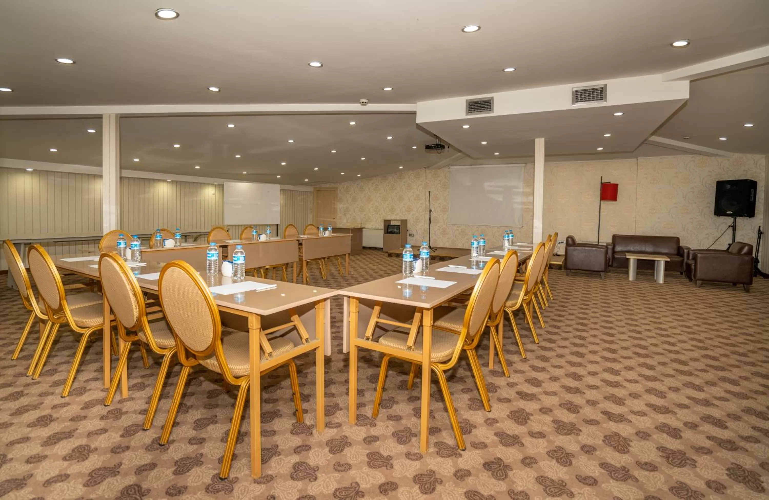 Business facilities in The Bostancı Otel