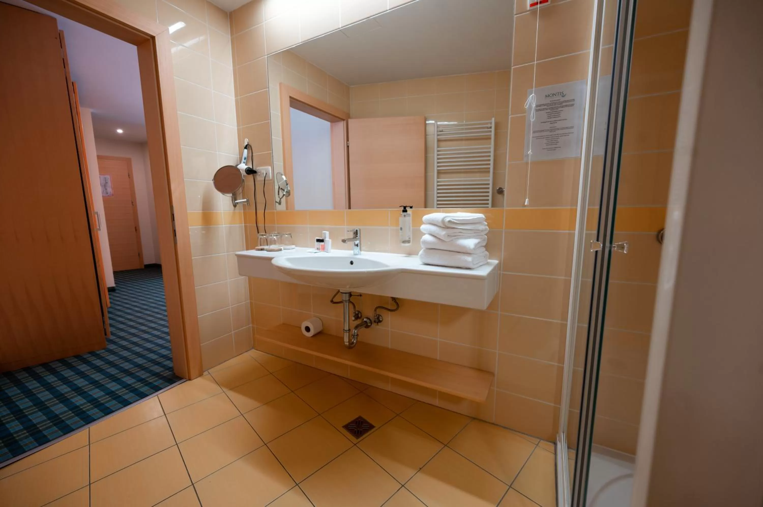 Shower in Wellness Hotel Montis