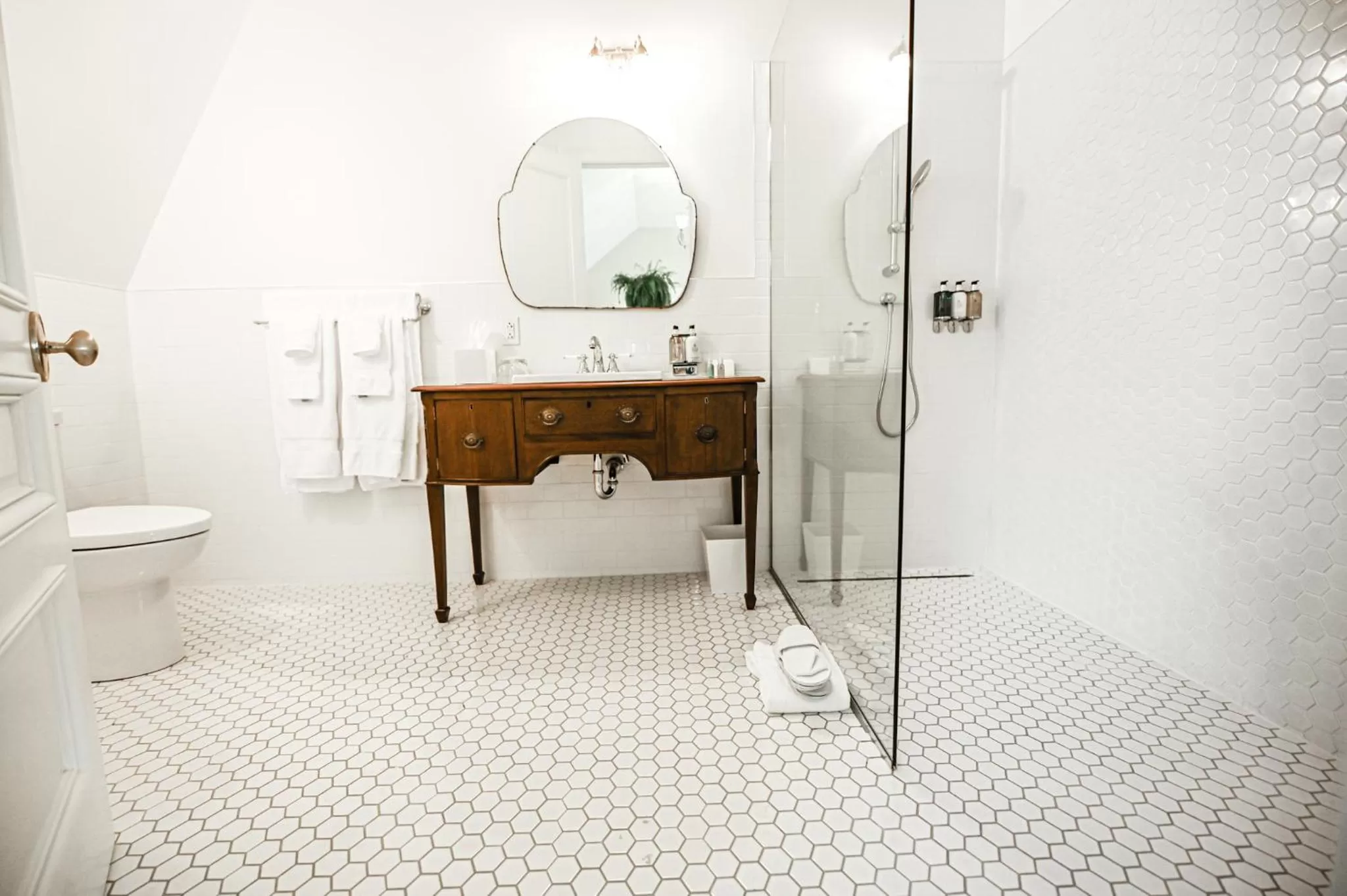 Bathroom in StoneHaven Le Manoir - Relais & Châteaux