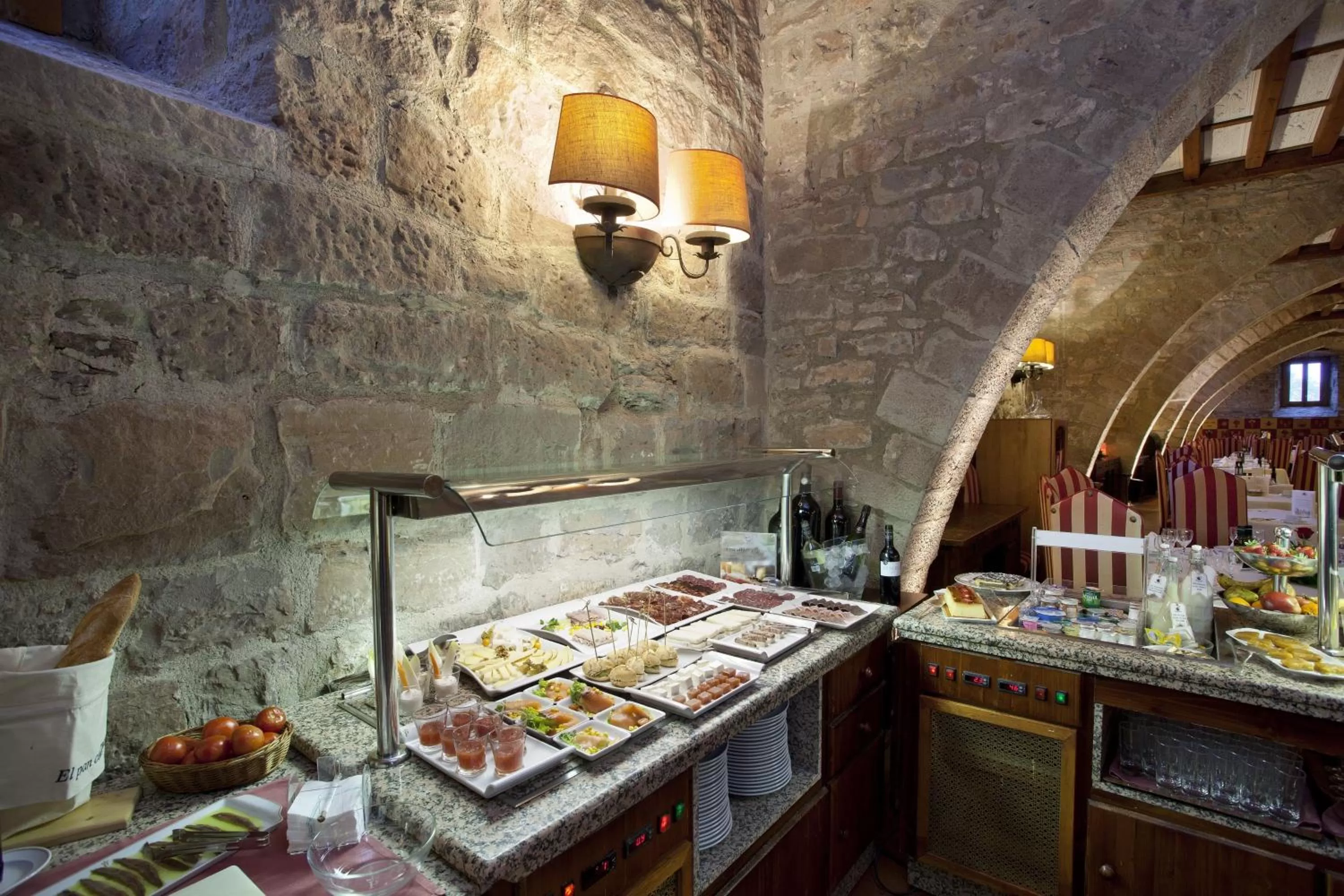 Restaurant/places to eat in Parador de Cardona