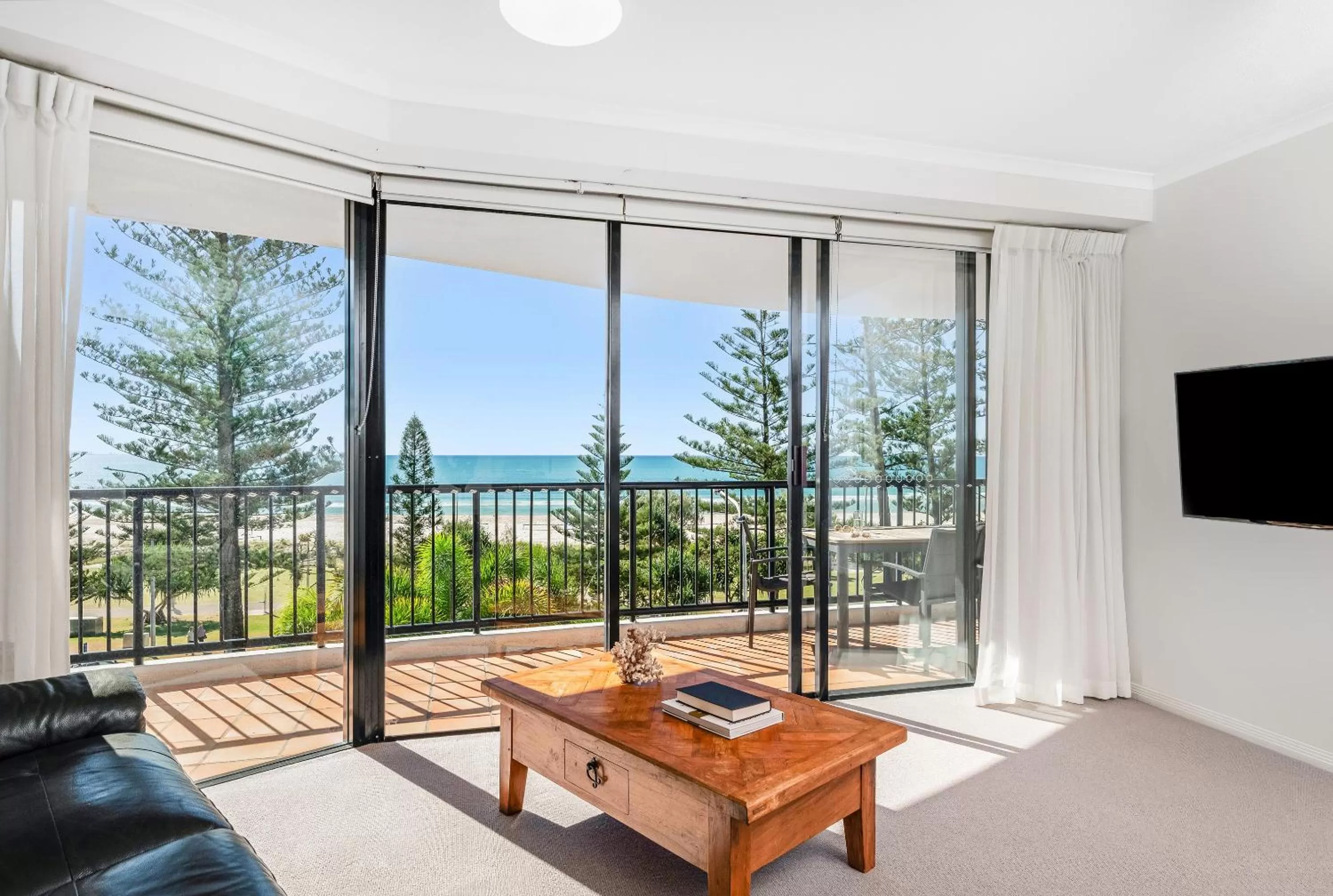 Living room in Mantra Coolangatta Beach