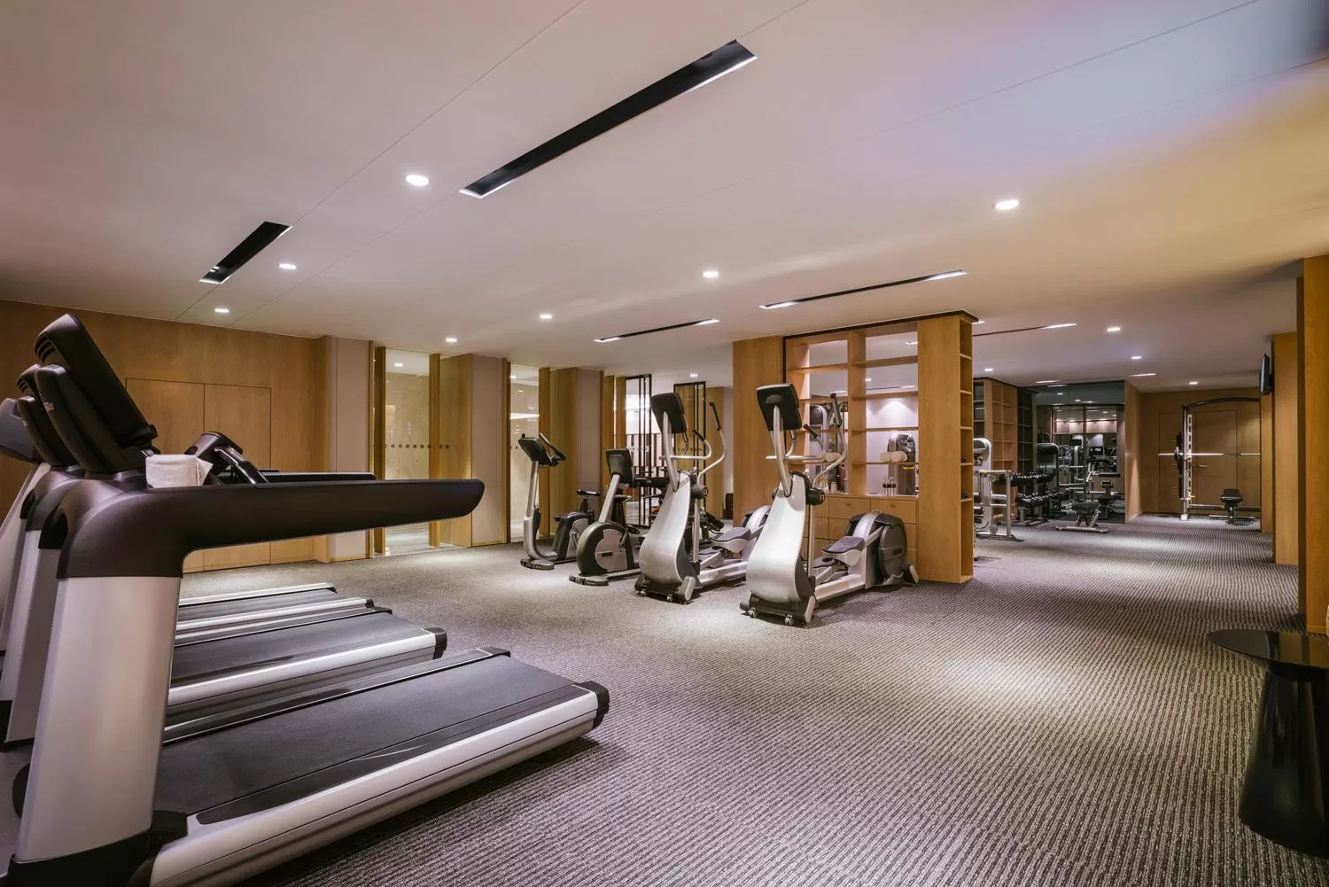 Fitness centre/facilities in Pullman Shanghai Jing'an